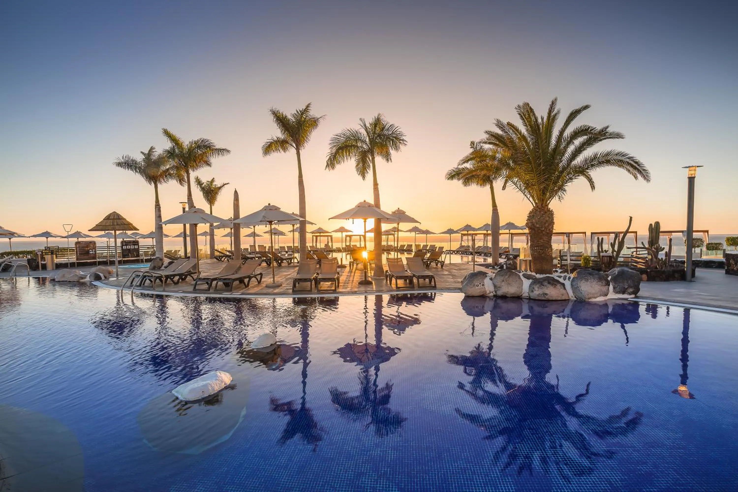 Swimming pool in Barceló Santiago - Adults Only