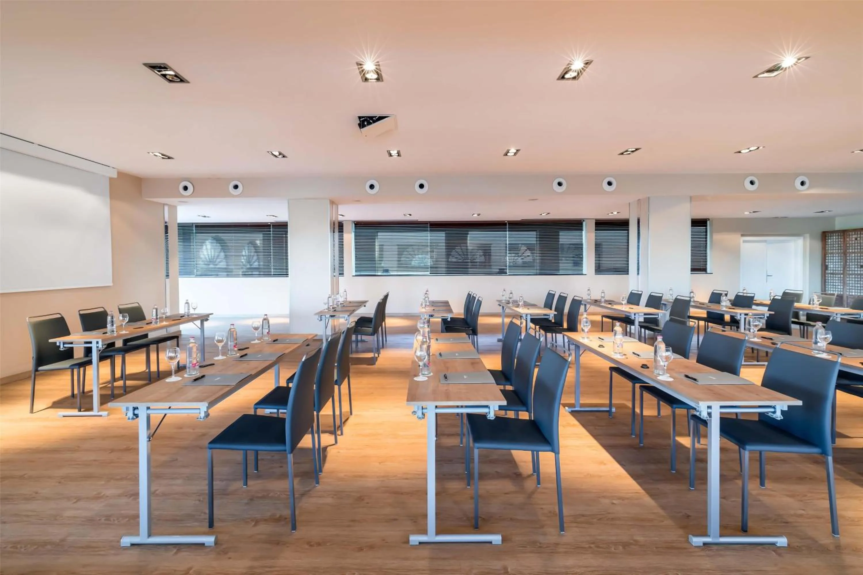 Meeting/conference room in Barceló Costa Ballena Golf & Spa