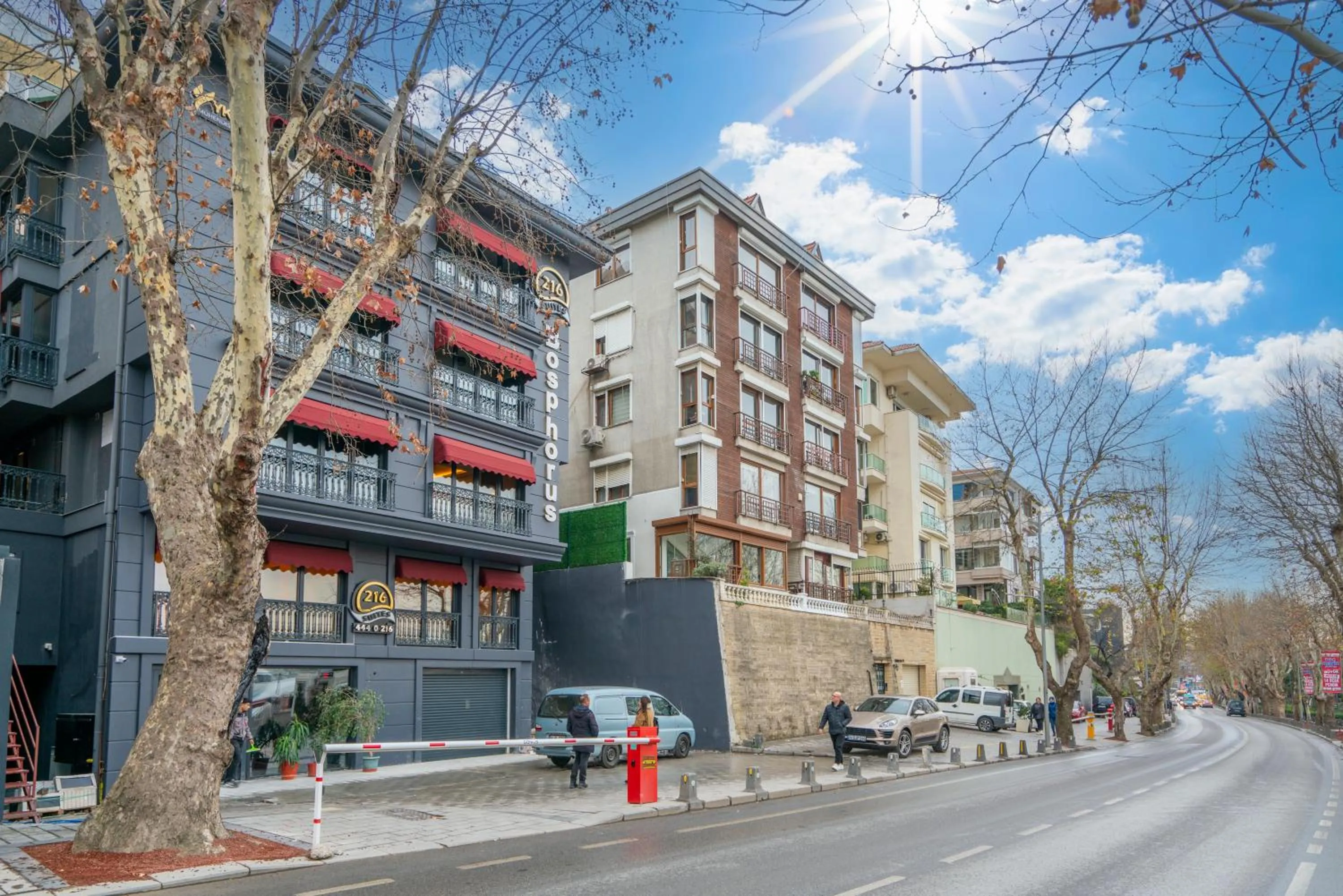 Property building in 216 Bosphorus