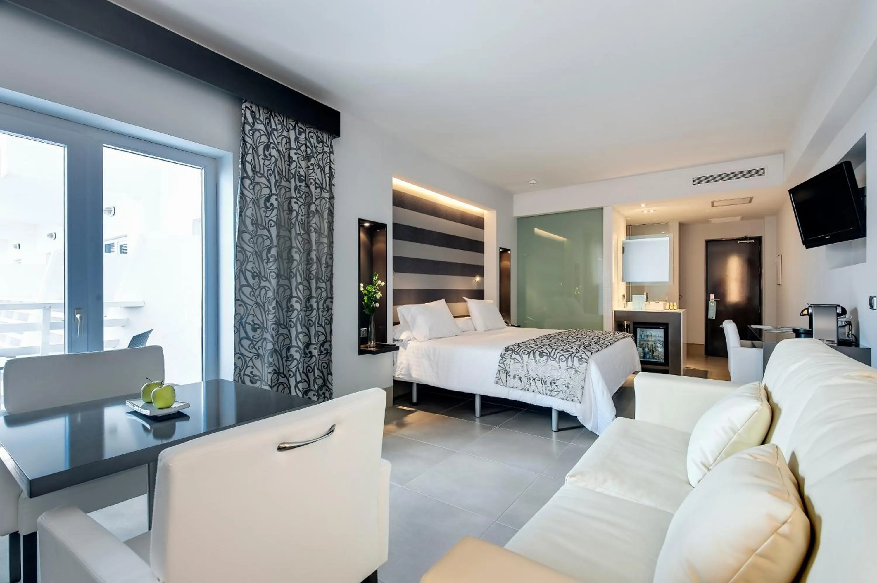 Bed in Barceló Hamilton Menorca - Adults Only