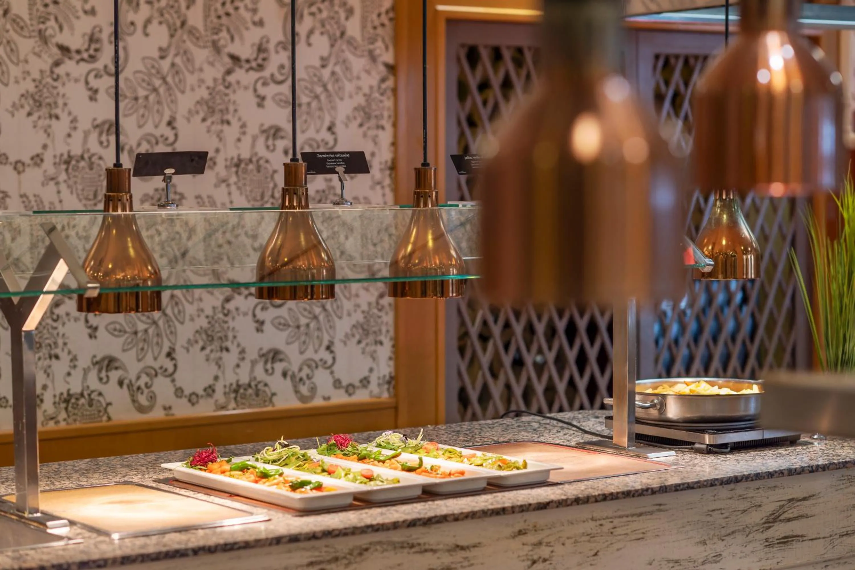 Restaurant/places to eat in Valentin Reina Paguera - Adults Only