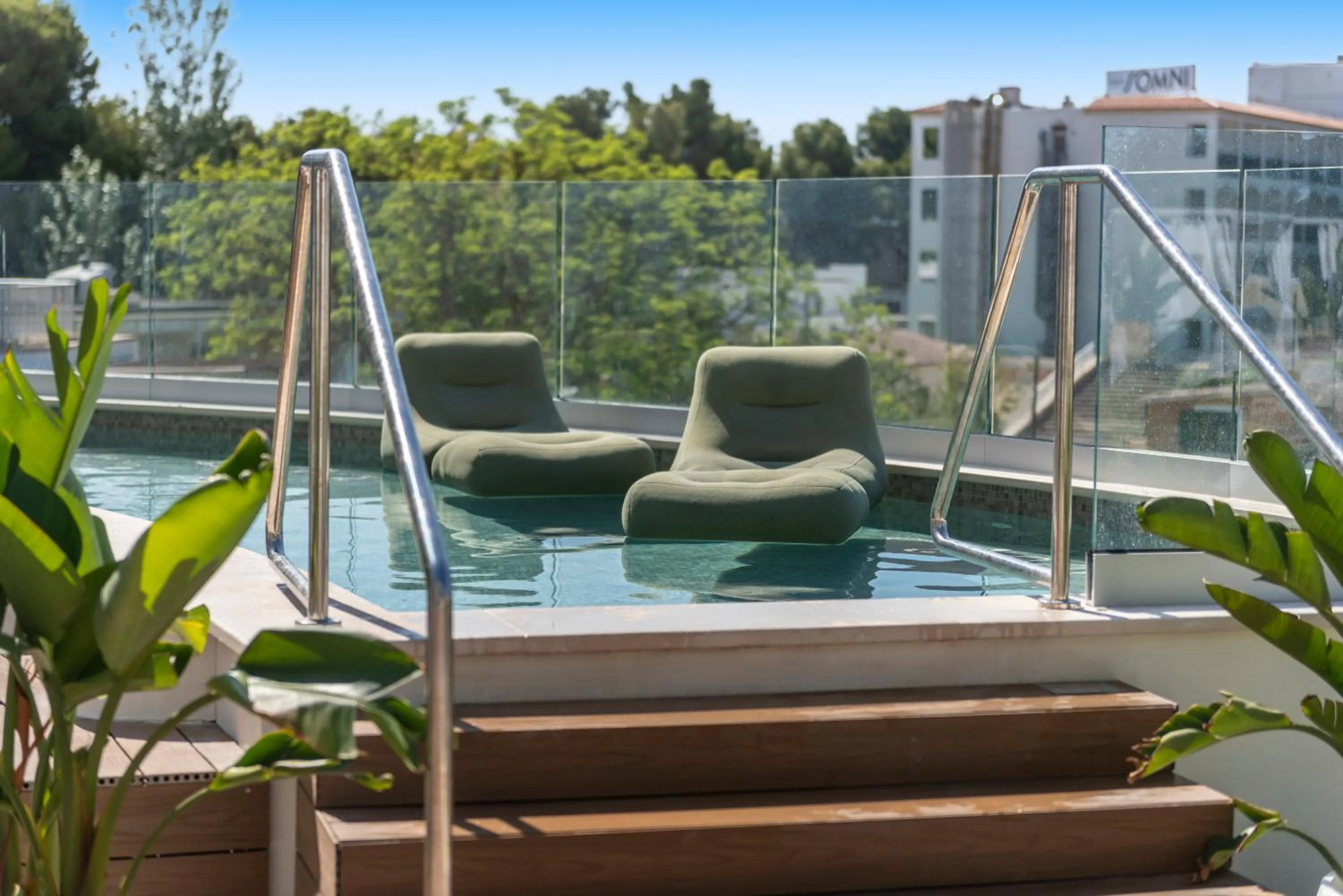 Swimming pool in Valentin Grand Park Suite Hotel