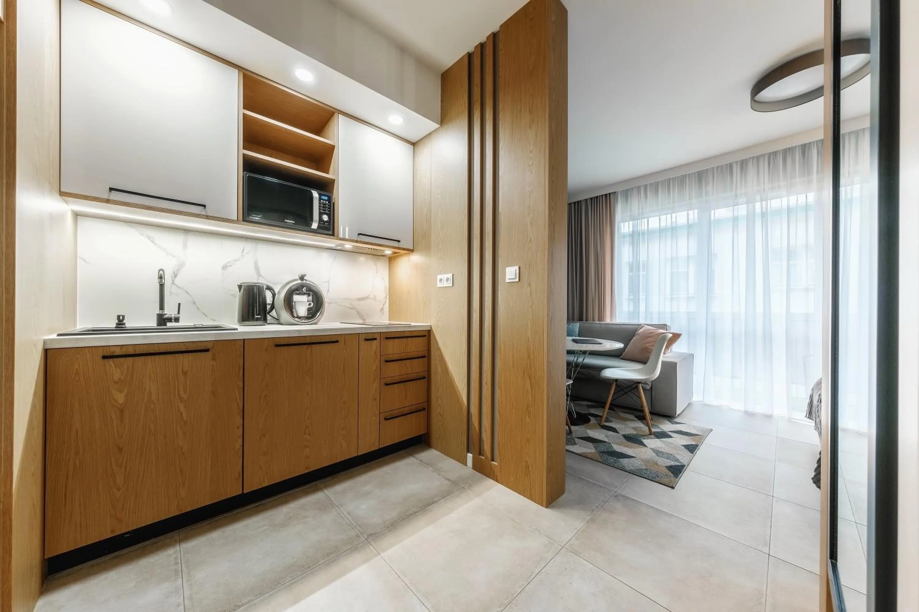 Apartament na Woli, nowe osiedle Jana Kazimierza 32, szybkie WI-FI, Parking