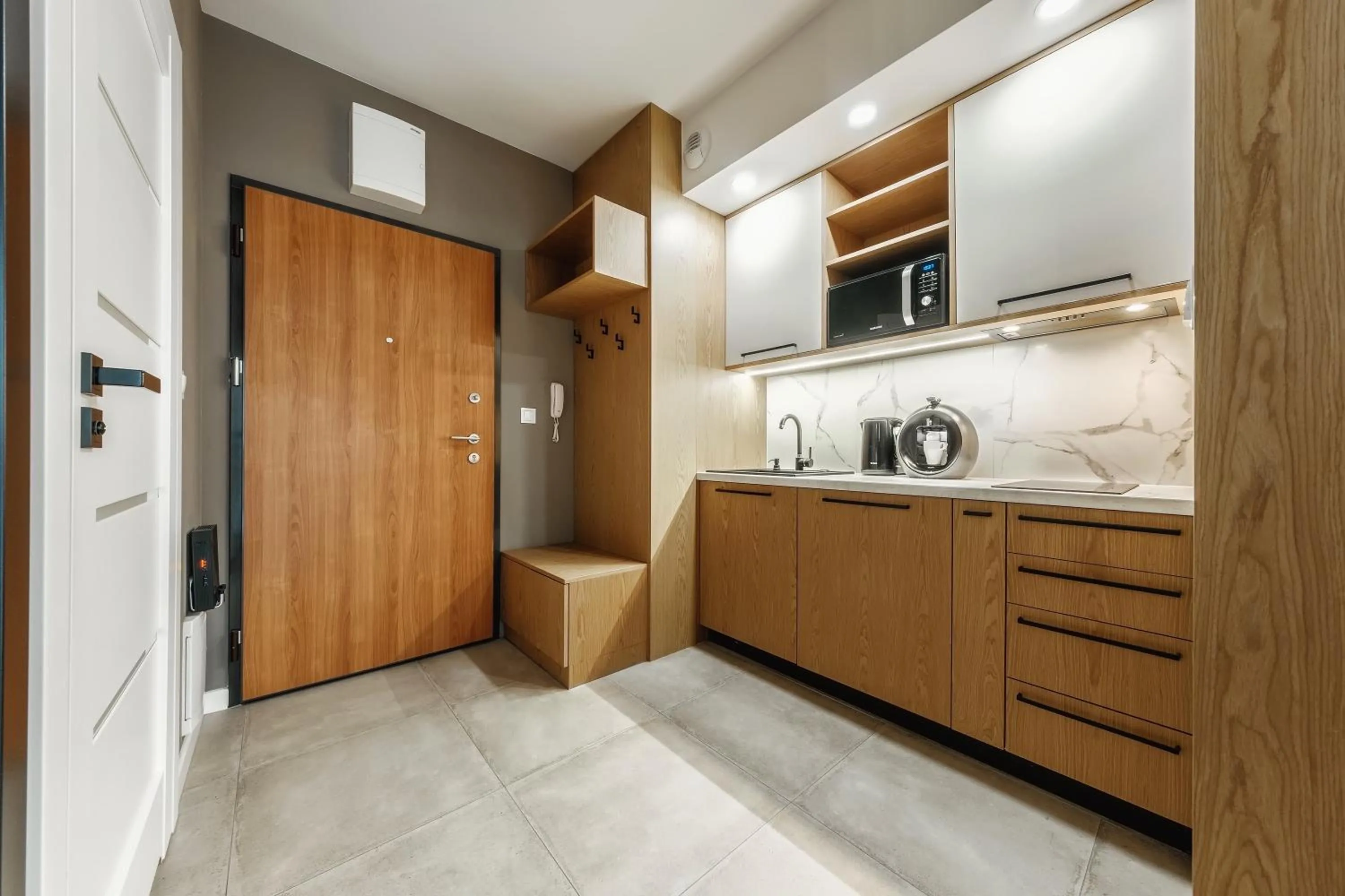 Apartament na Woli, nowe osiedle Jana Kazimierza 32, szybkie WI-FI, Parking