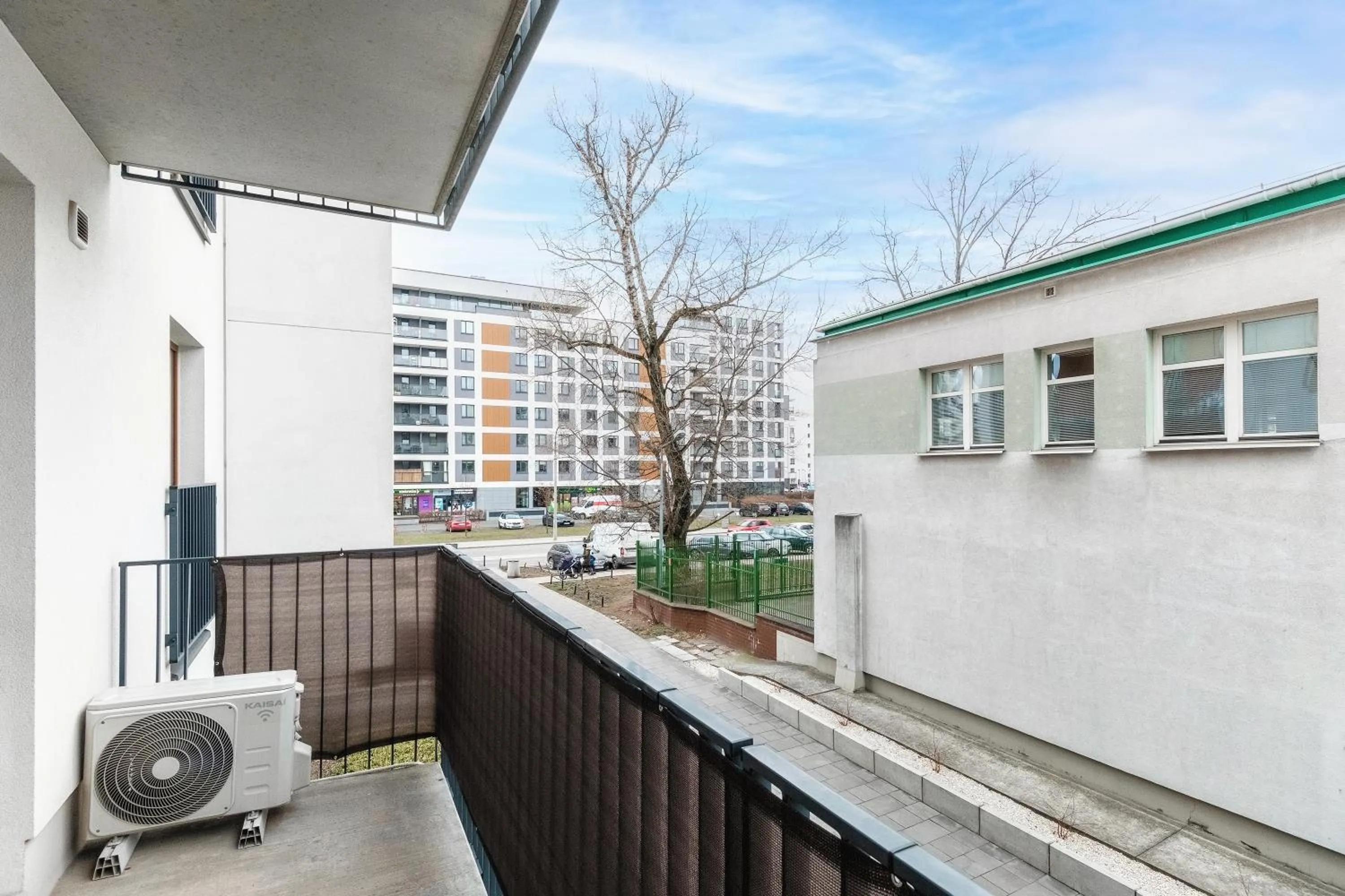 Apartament na Woli, nowe osiedle Jana Kazimierza 32, szybkie WI-FI, Parking