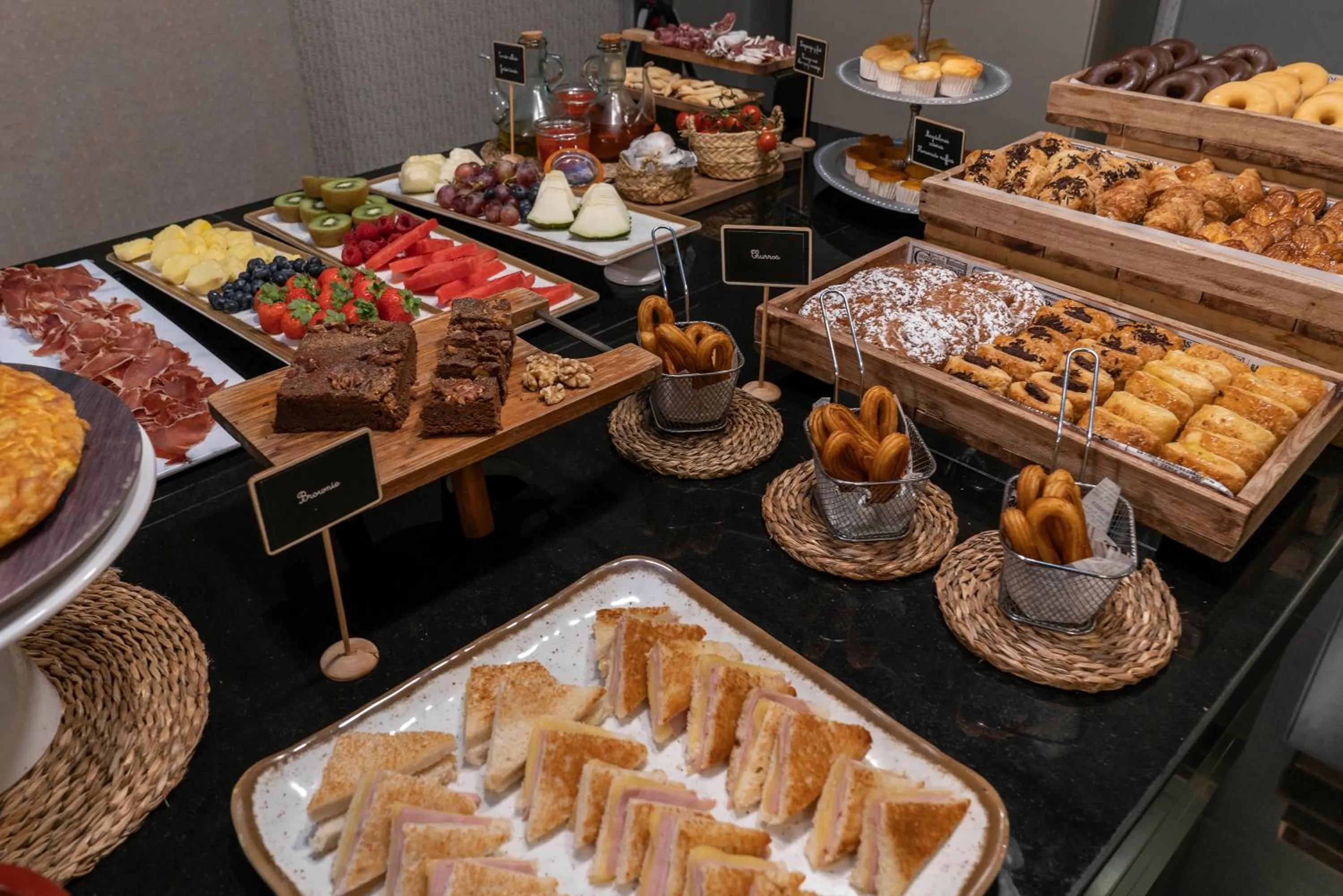 Food and drinks in Vincci Palace