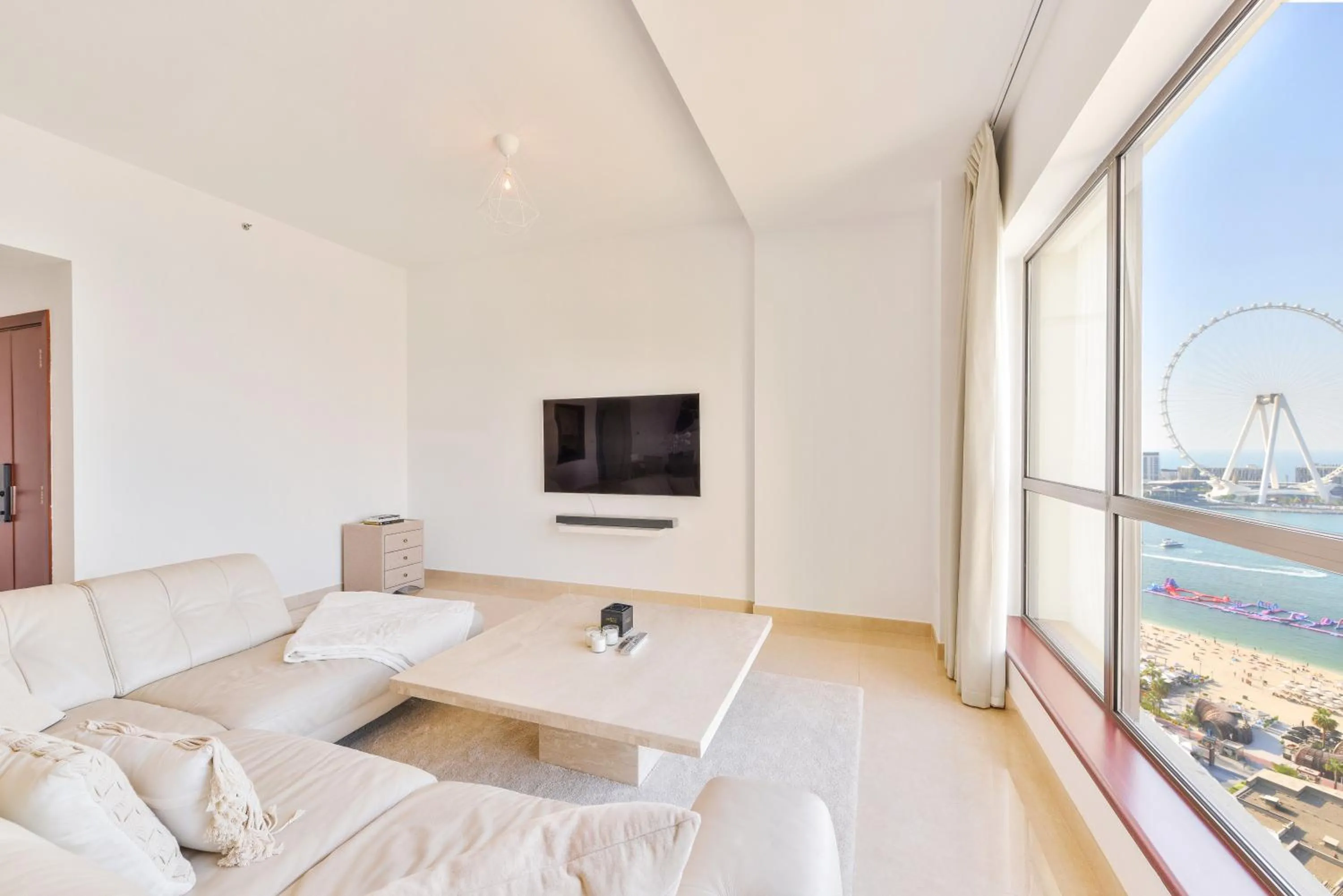 Nearby landmark in Deluxe Retreat In JBR - Million Dollar View - Balcony