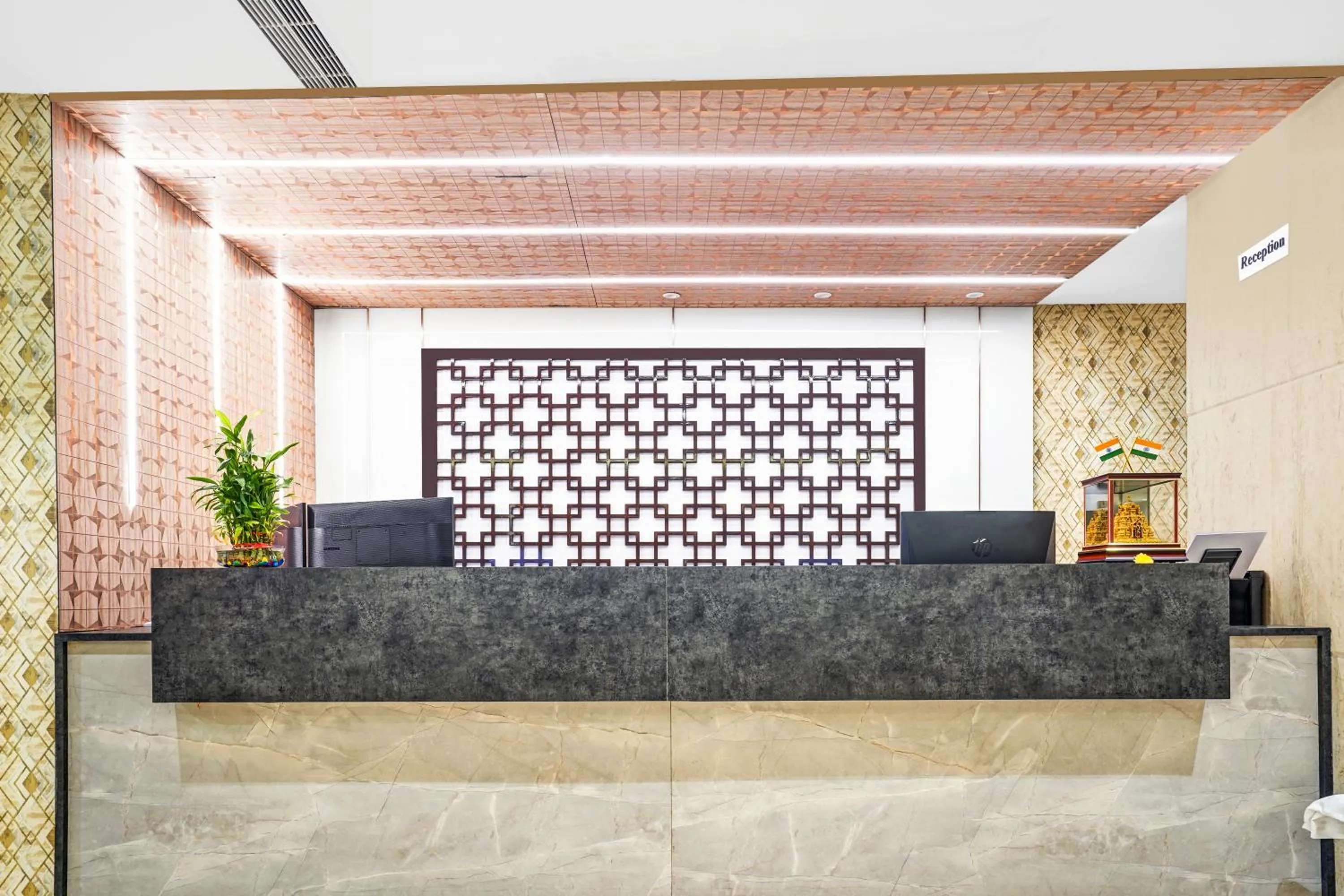 Lobby or reception in Treebo Madhuvan Grand