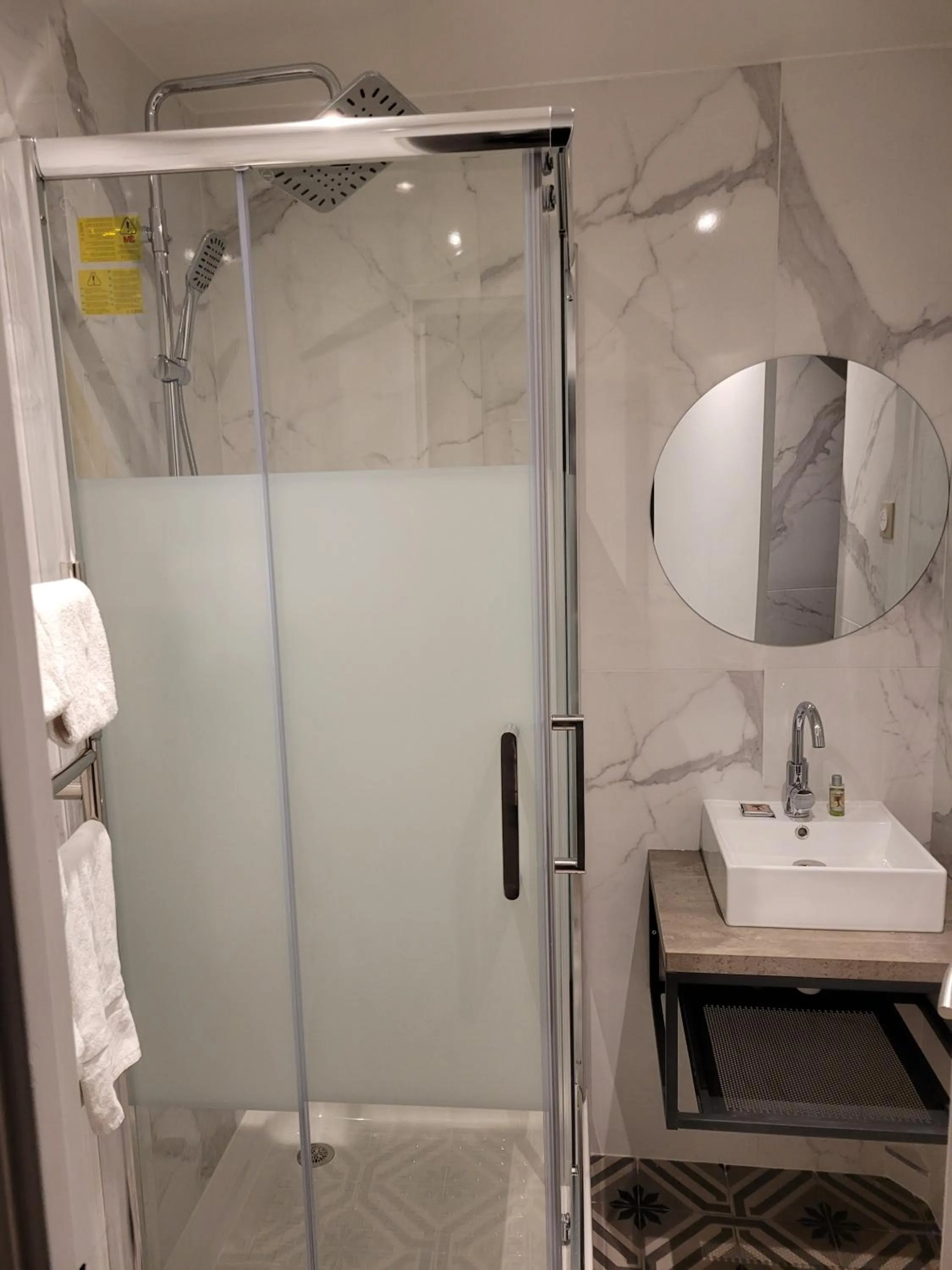 Bathroom in Hotel Le M