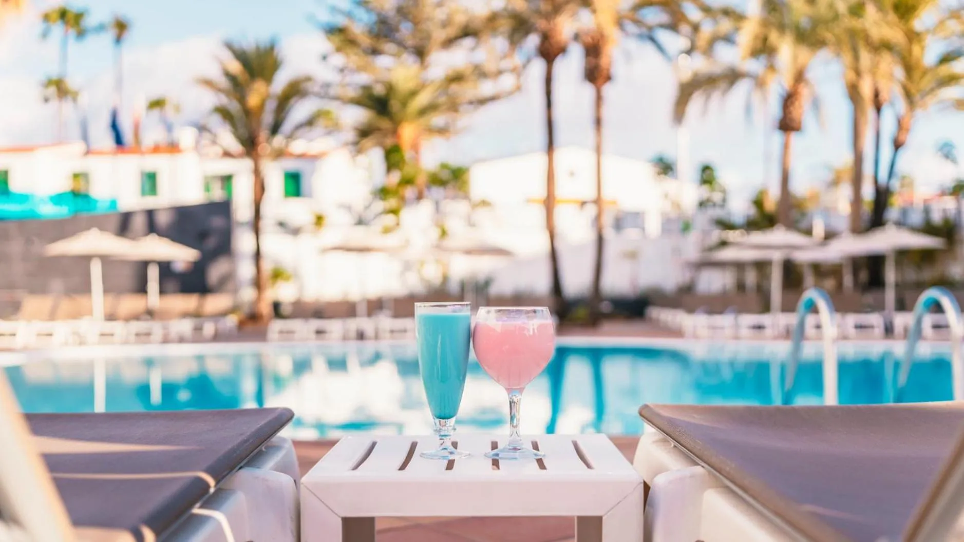 Swimming pool in Labranda Marieta & Spa - Adults Only