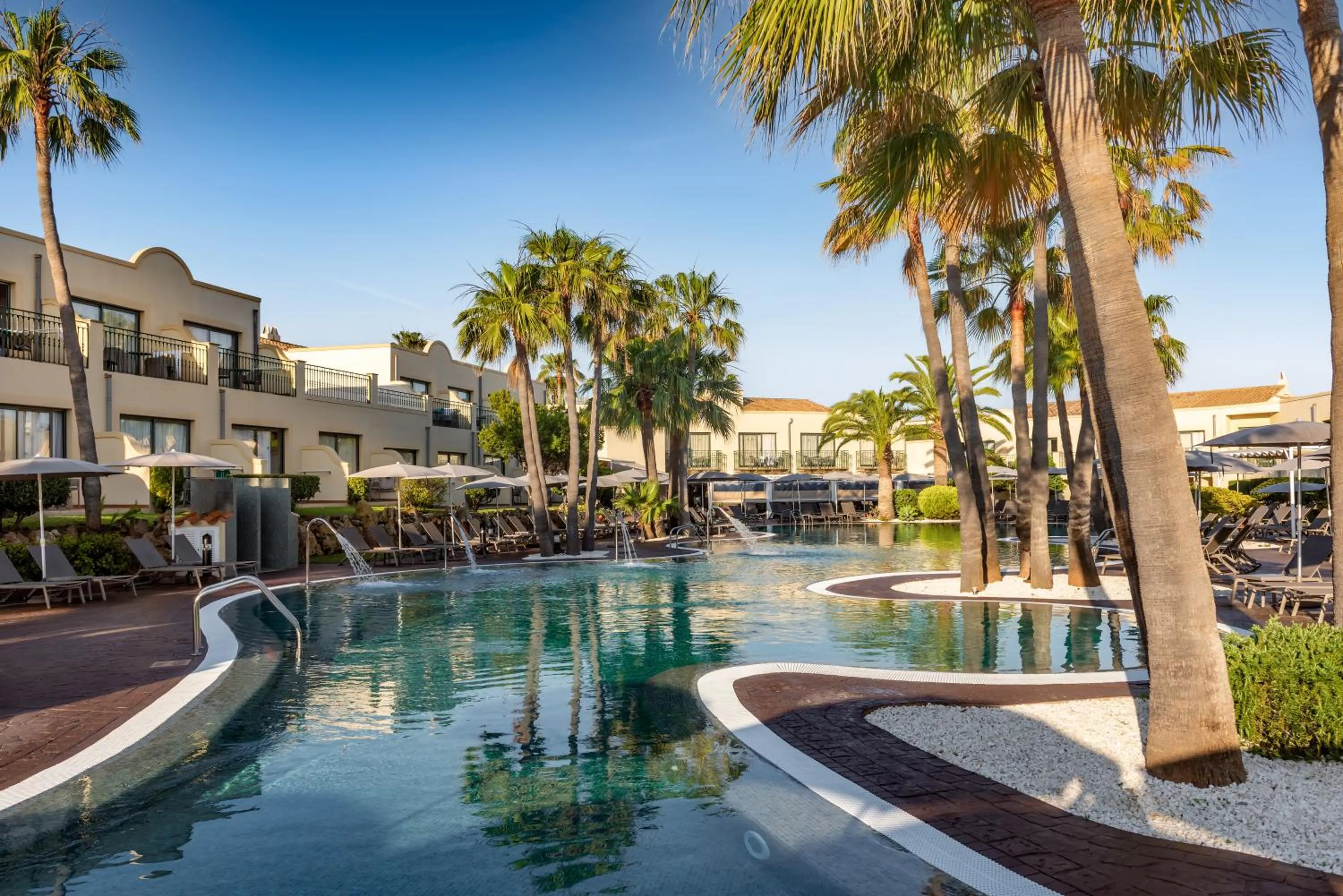 Swimming pool in Valentin Star Menorca - Adults Only