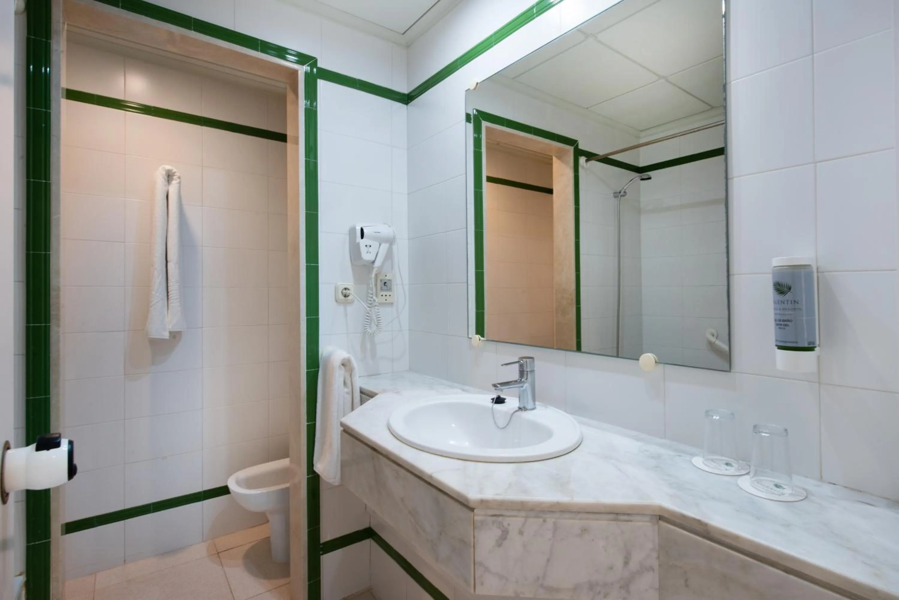 Bathroom in Valentin Son Bou