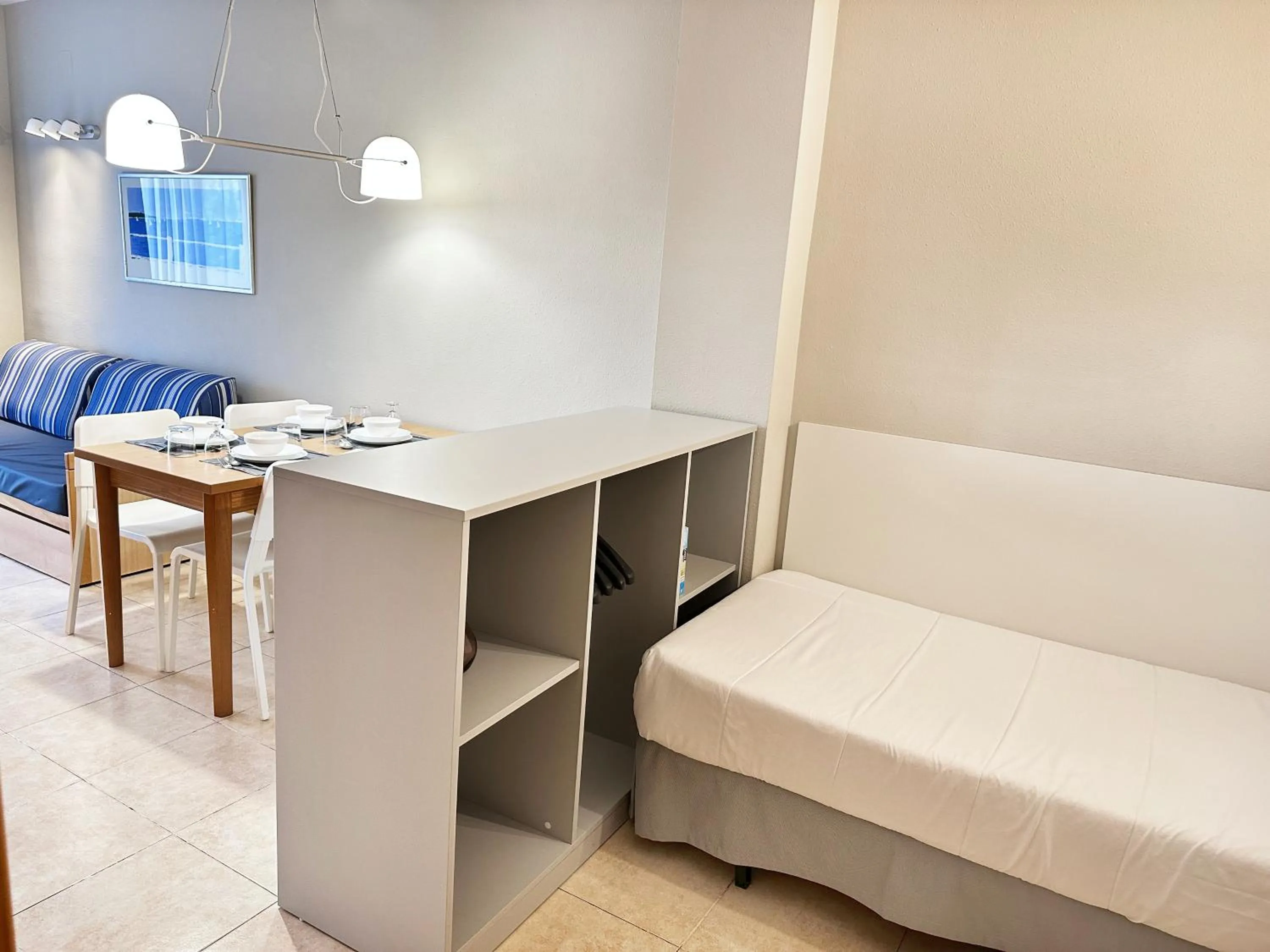 Bed in Aparthotel SunClub Salou