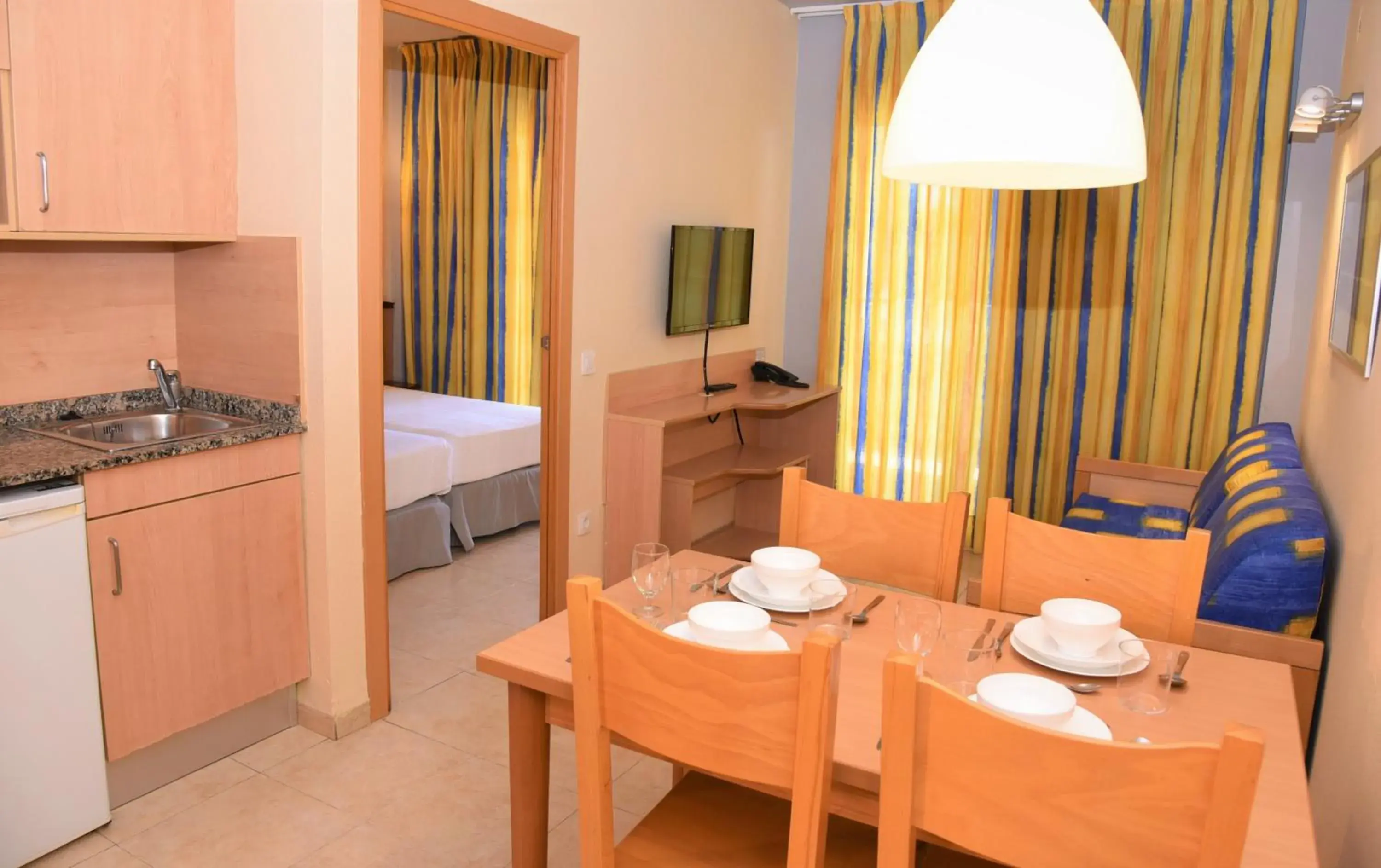 Bed in Aparthotel SunClub Salou Bed in Aparthotel SunClub Salou