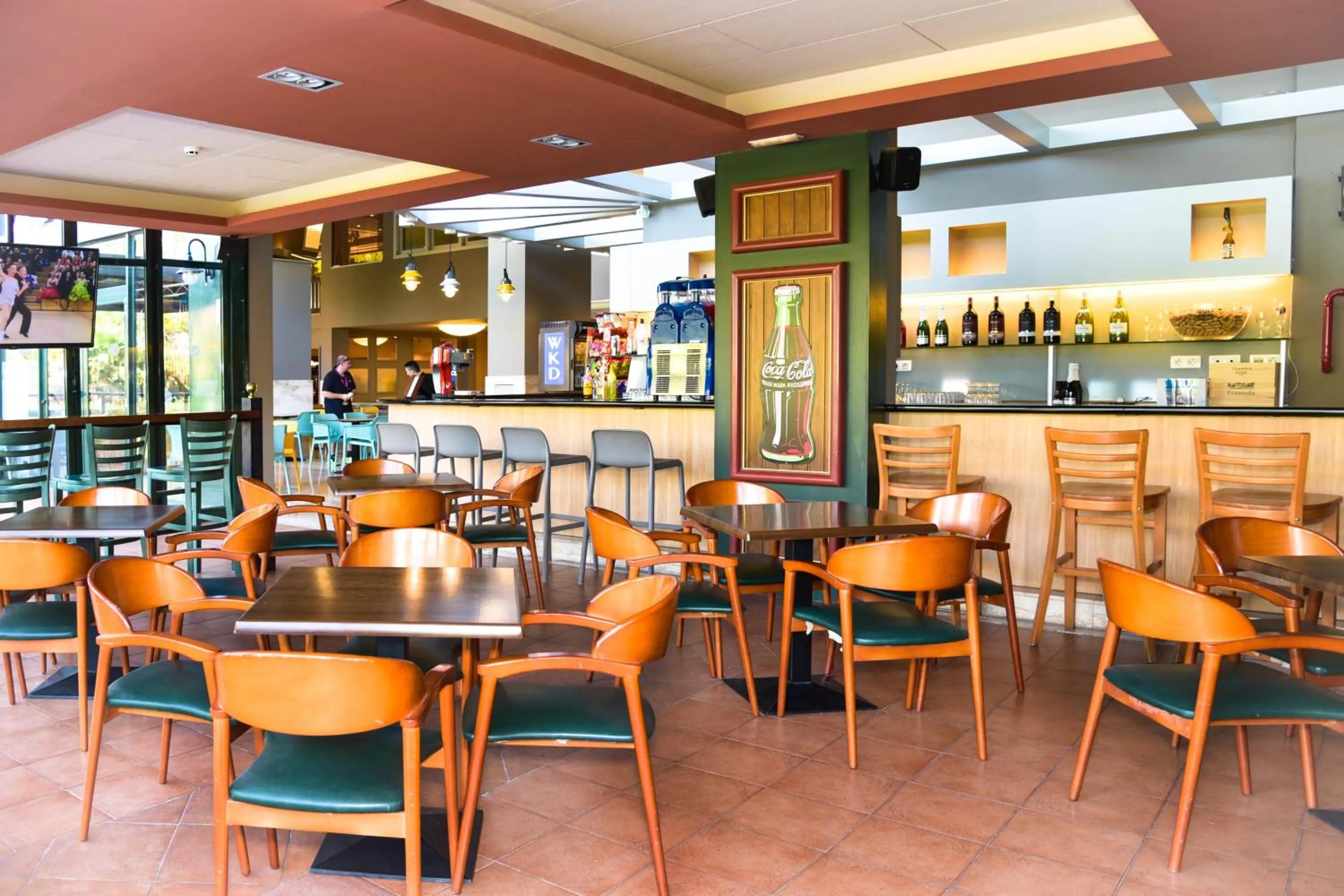 Restaurant/places to eat in Aparthotel SunClub Salou
