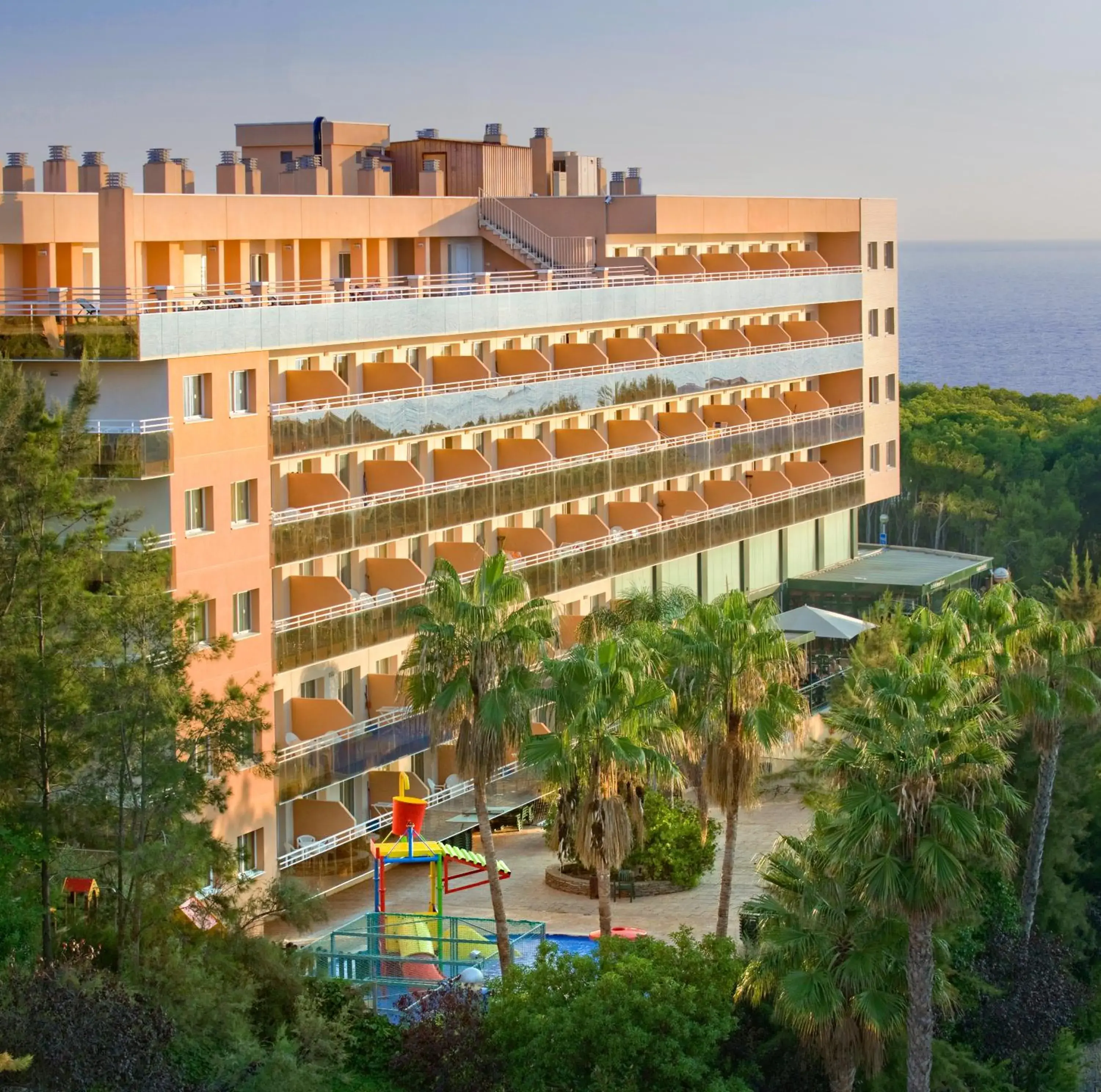 Property building in Aparthotel SunClub Salou Property building in Aparthotel SunClub Salou