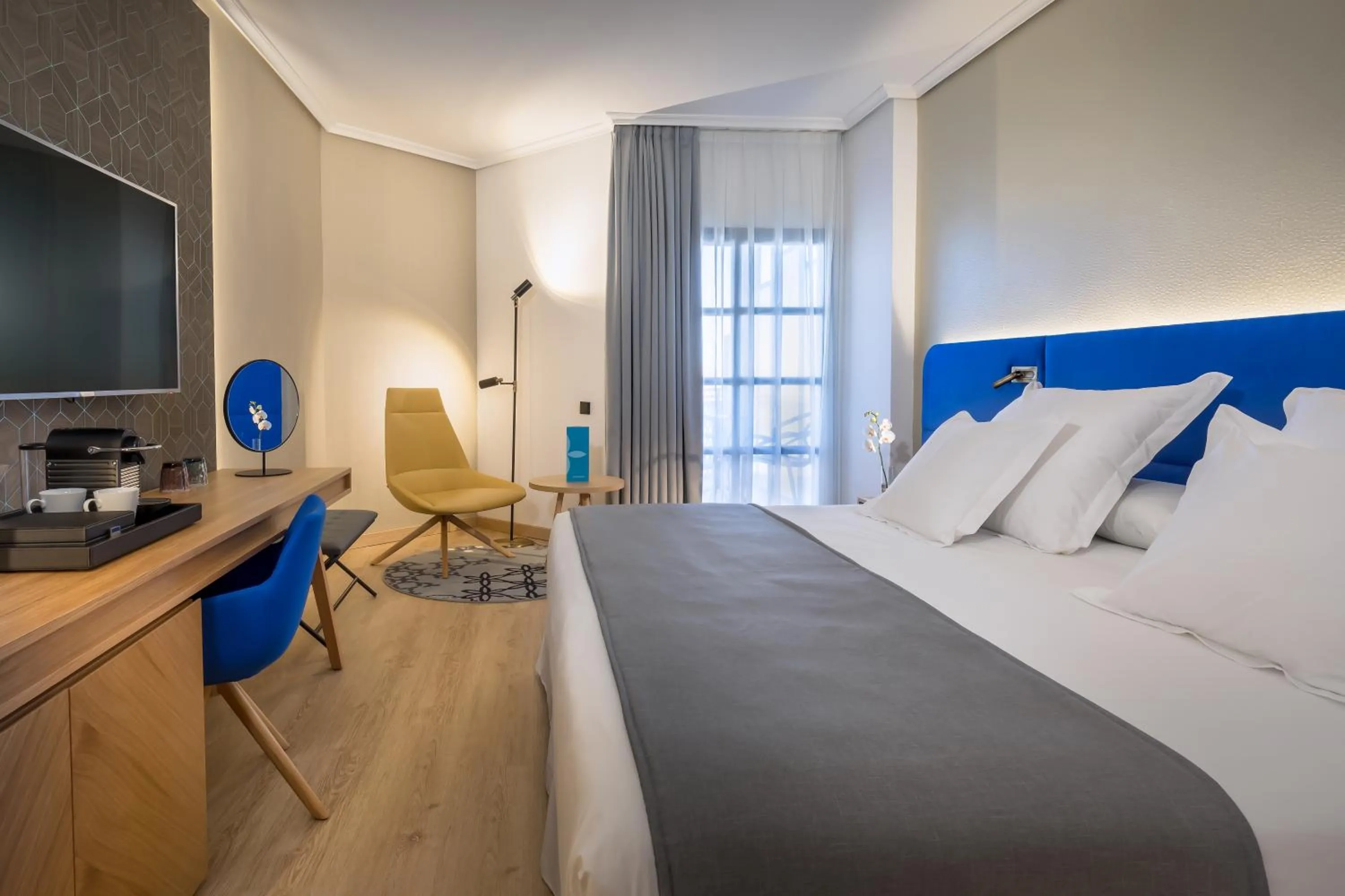 Bedroom, Bed in Barceló Cáceres V Centenario