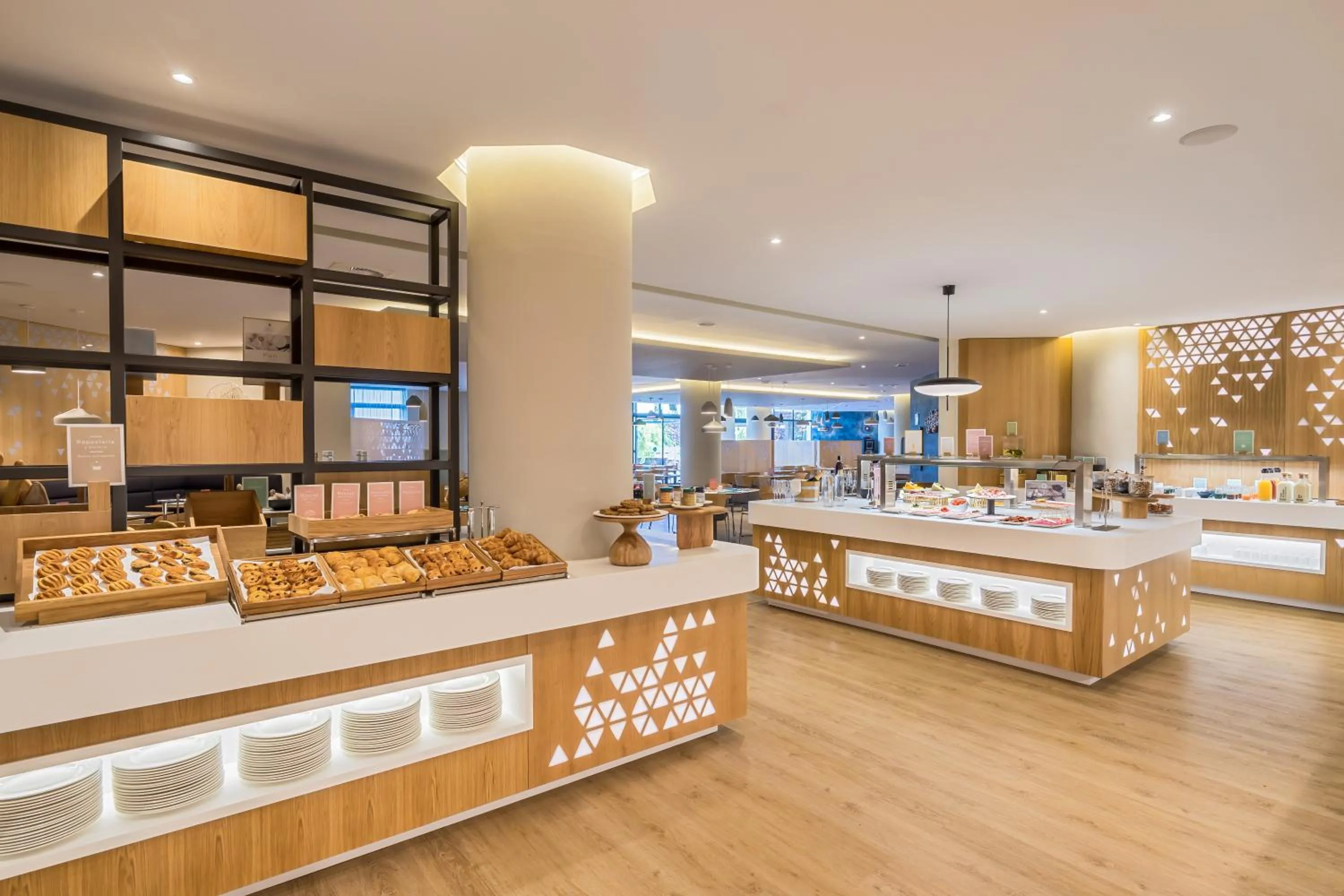 Breakfast in Barceló Cáceres V Centenario