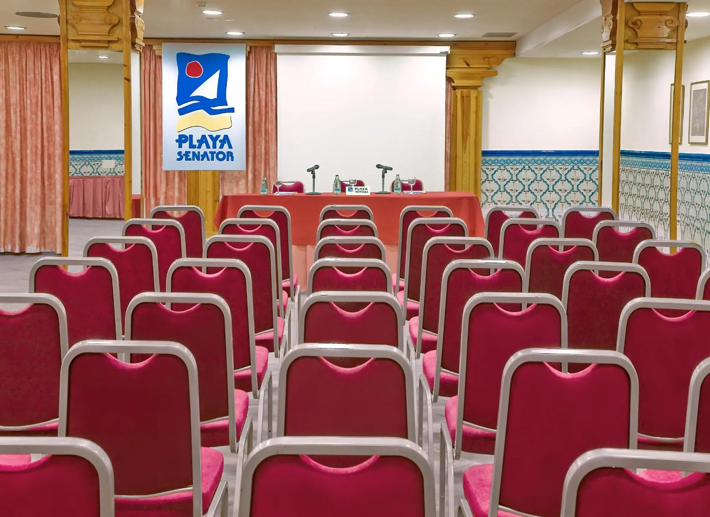 Lounge or bar in Playadulce Lounge or bar in Playadulce