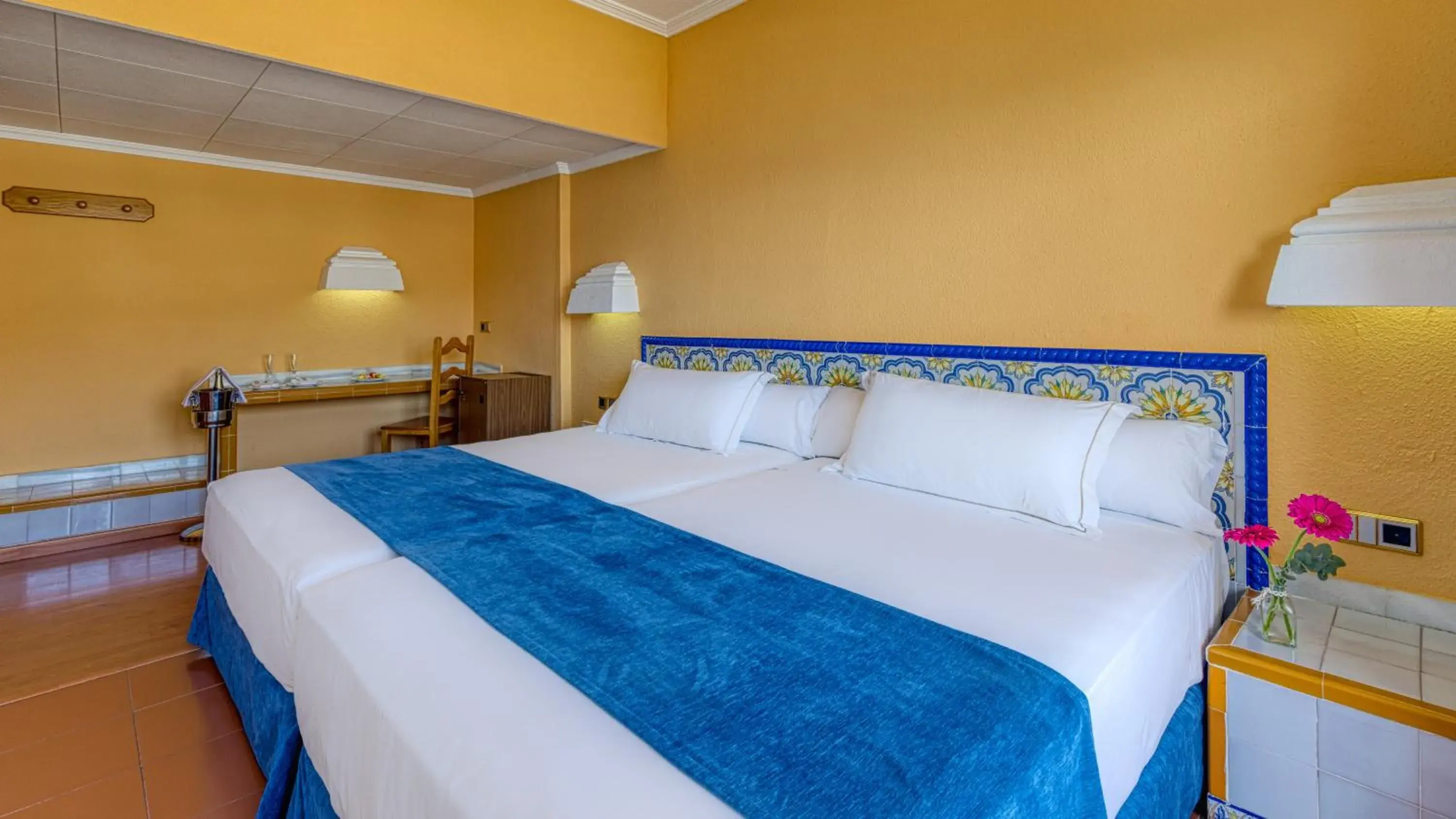 Bed in Playadulce Bed in Playadulce