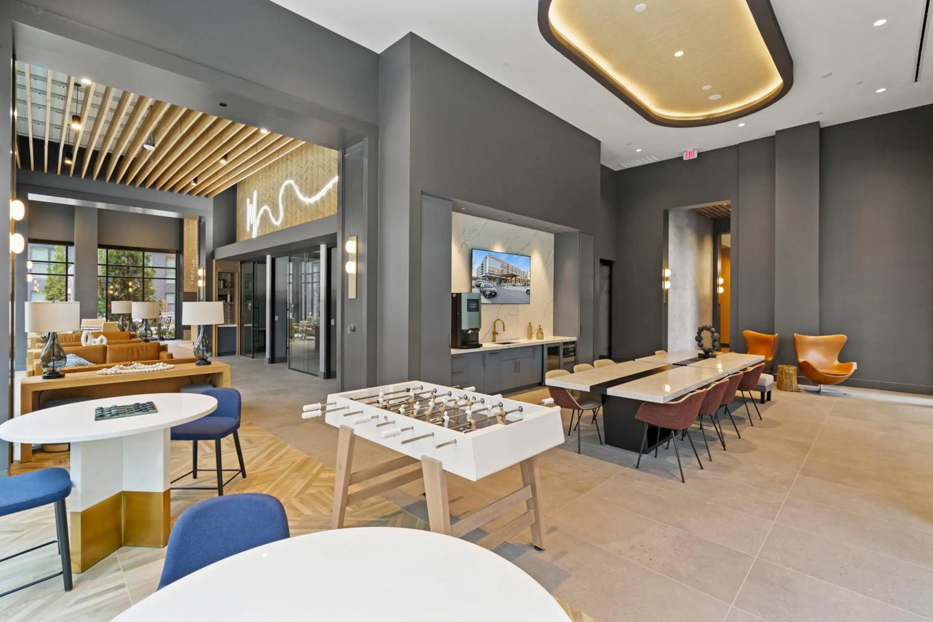 Lounge or bar in WhyHotel by Placemakr, Columbia