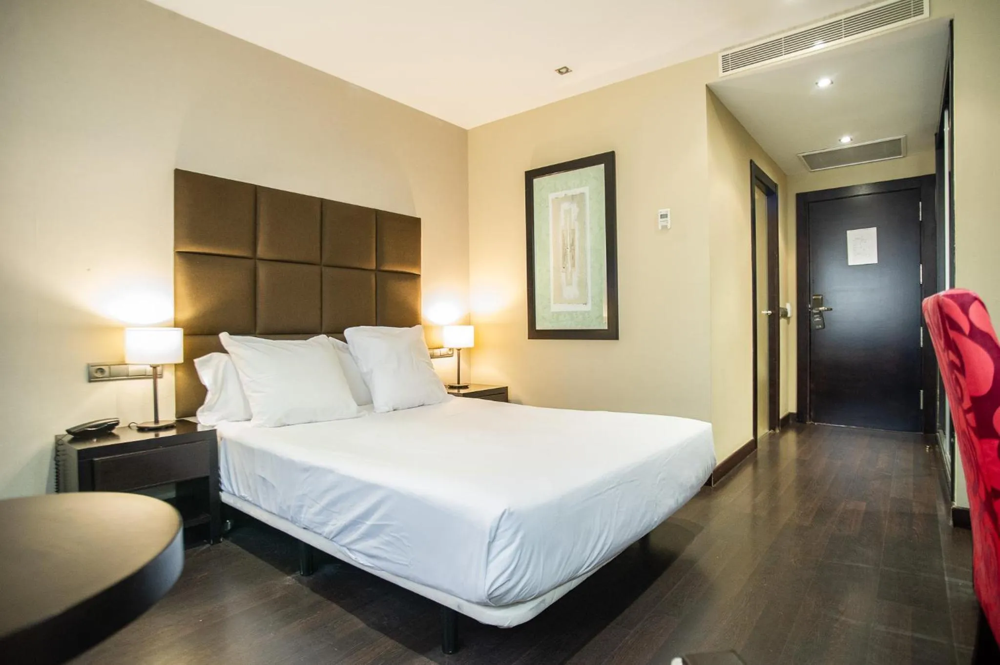 Bed in AZZ Asturias LangreHotel & Spa