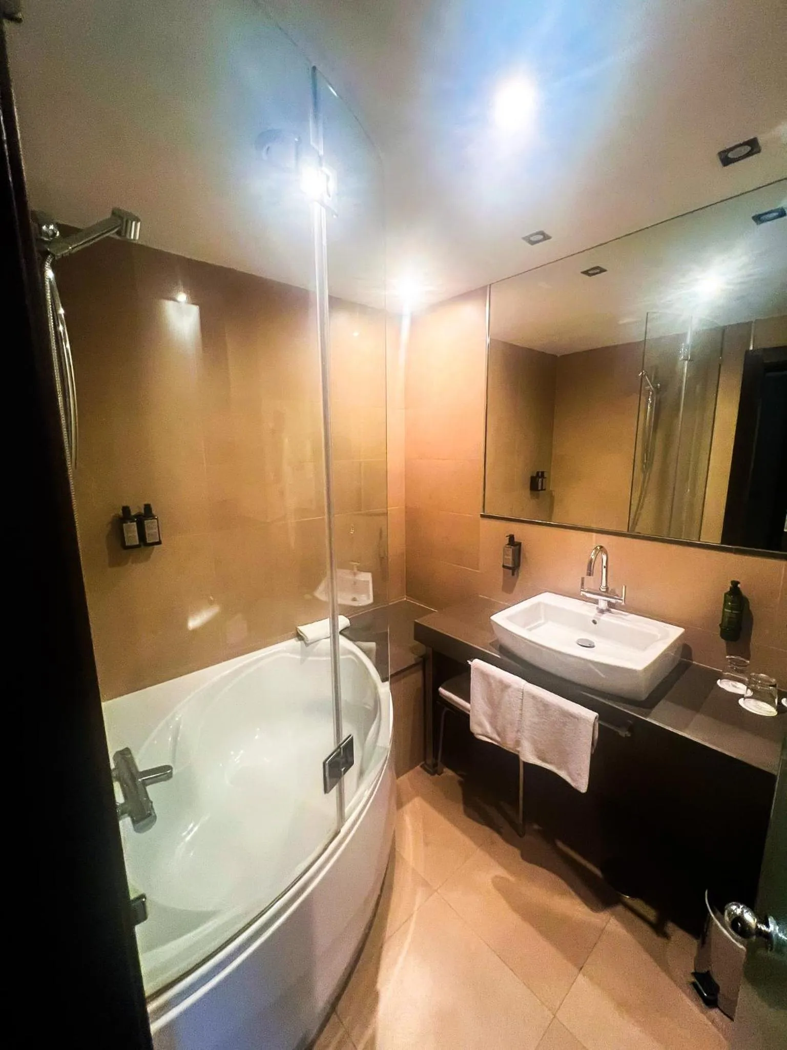 Bathroom in AZZ Asturias LangreHotel & Spa