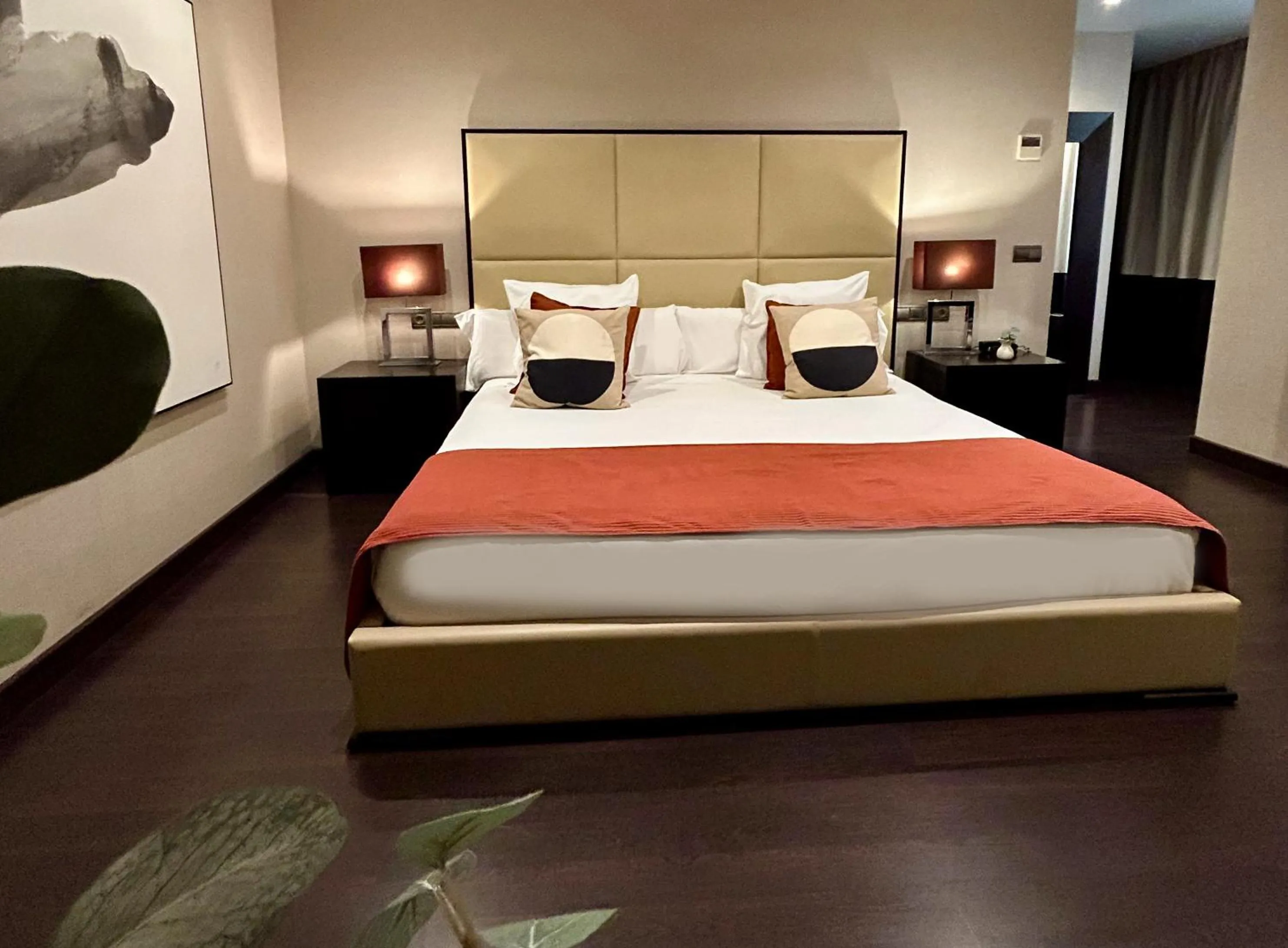 Bed in AZZ Asturias LangreHotel & Spa