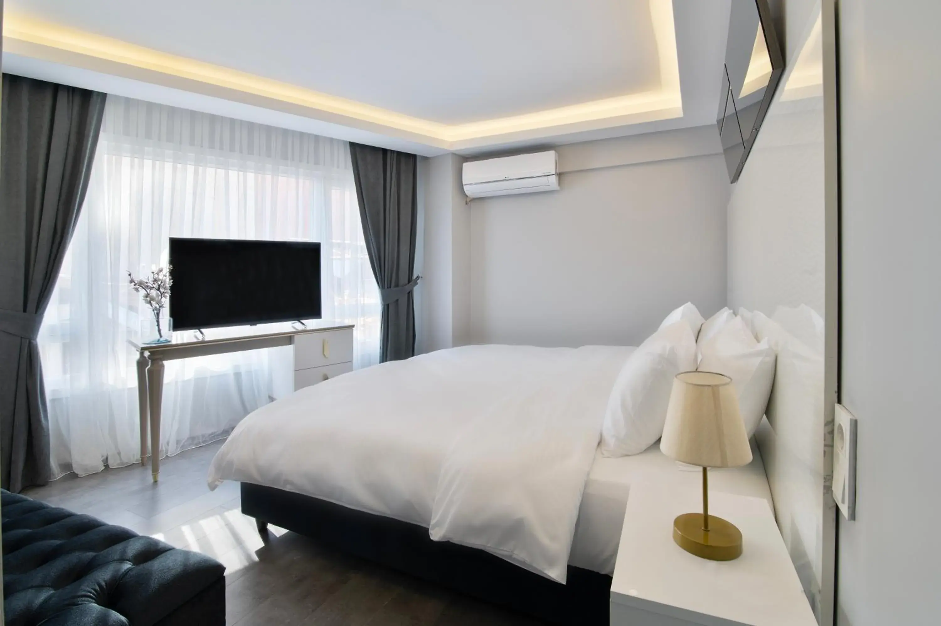 Photo of the whole room in Via Çırağan Hotel Photo of the whole room in Via Çırağan Hotel