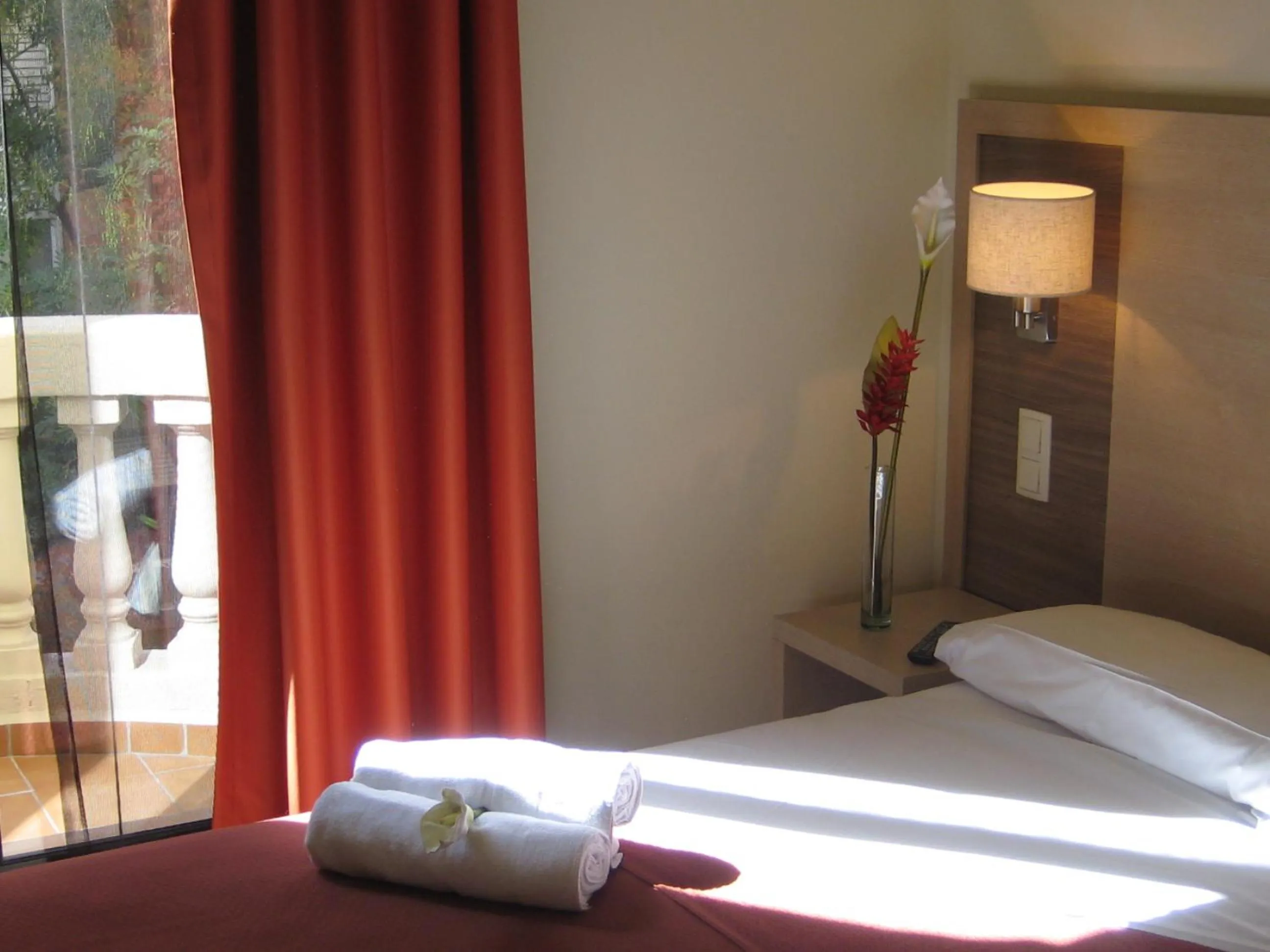 Bed in Residència Erasmus Gracia