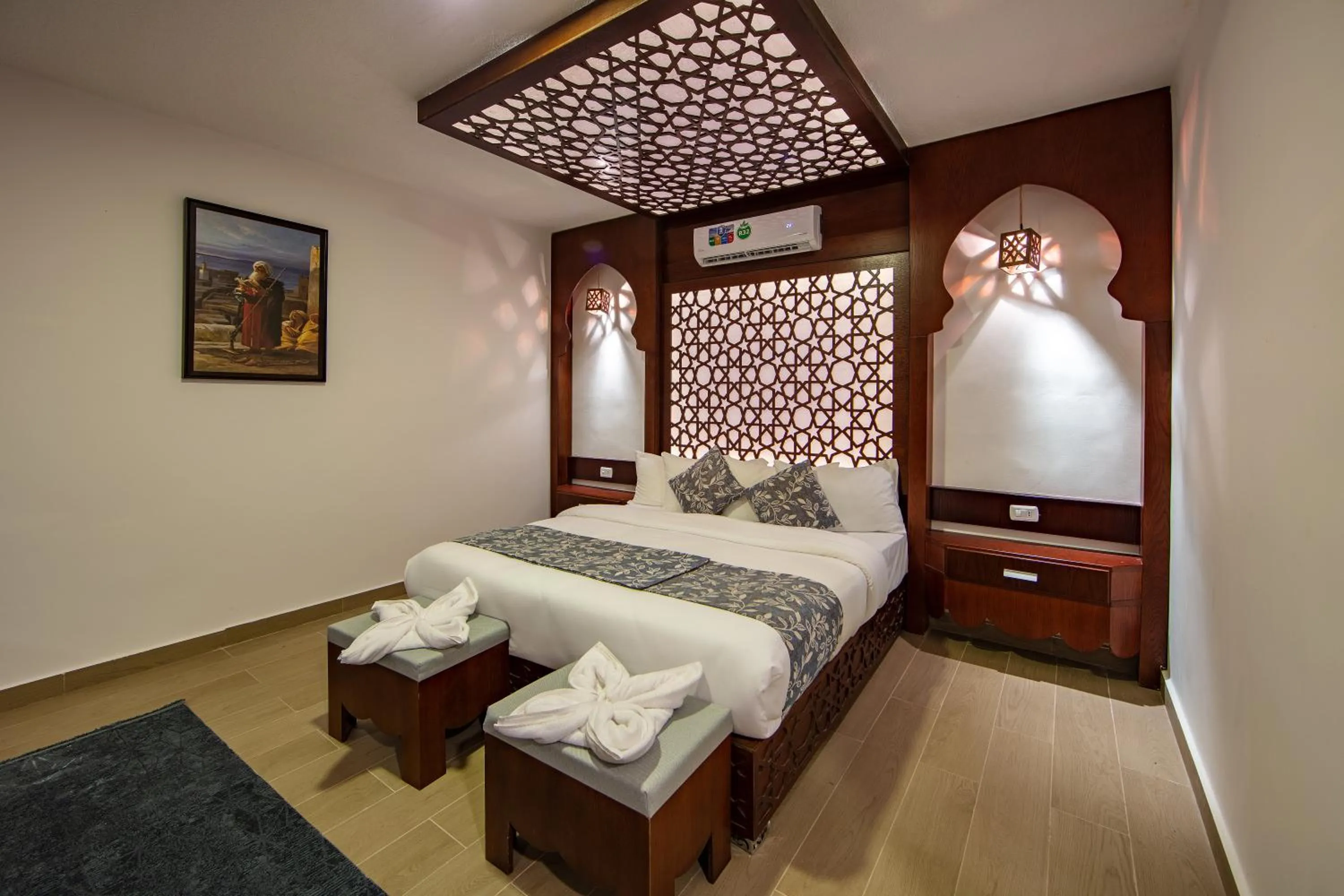 Bed in Petra Seasons luxury Resort