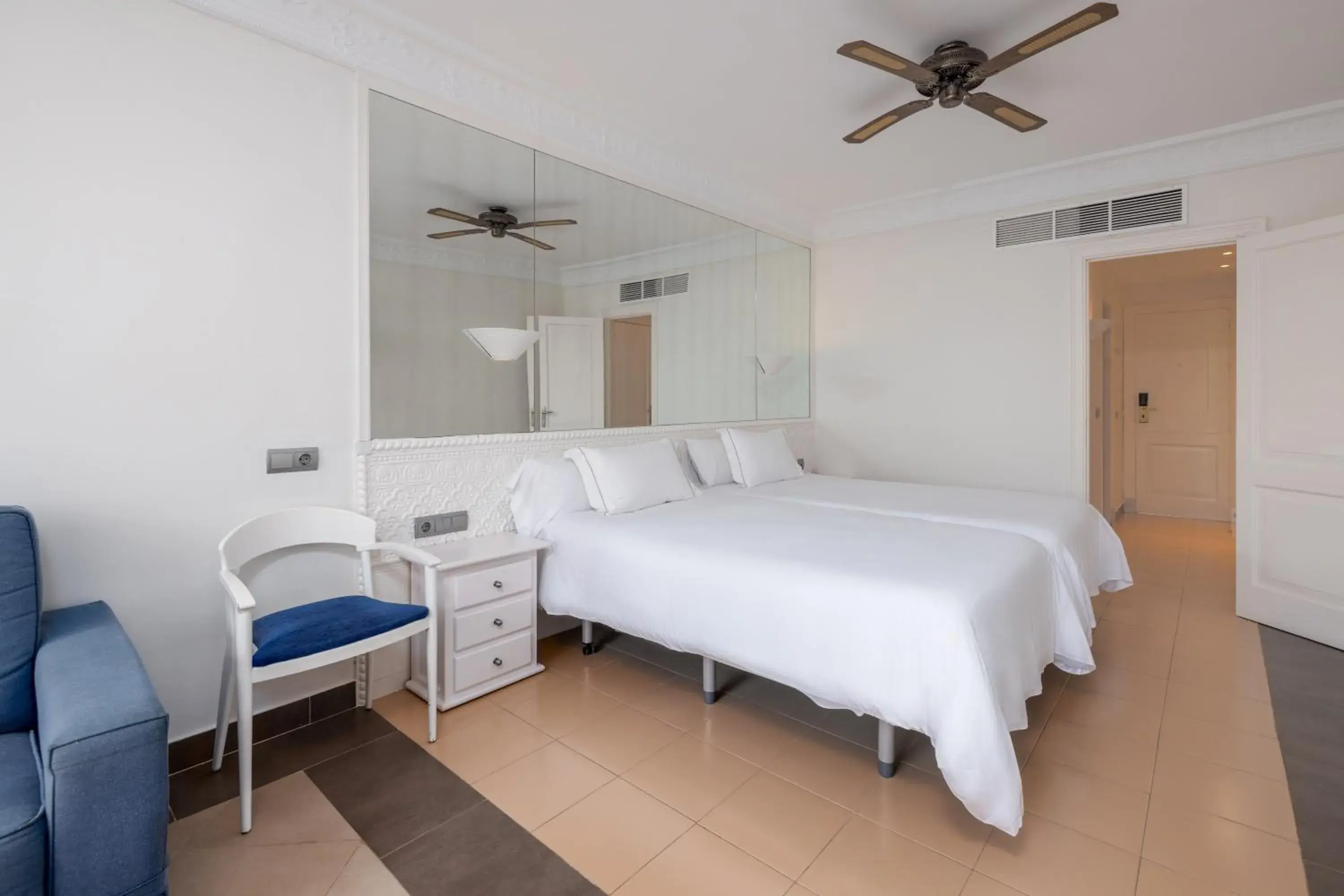 Bed in Playacapricho Bed in Playacapricho