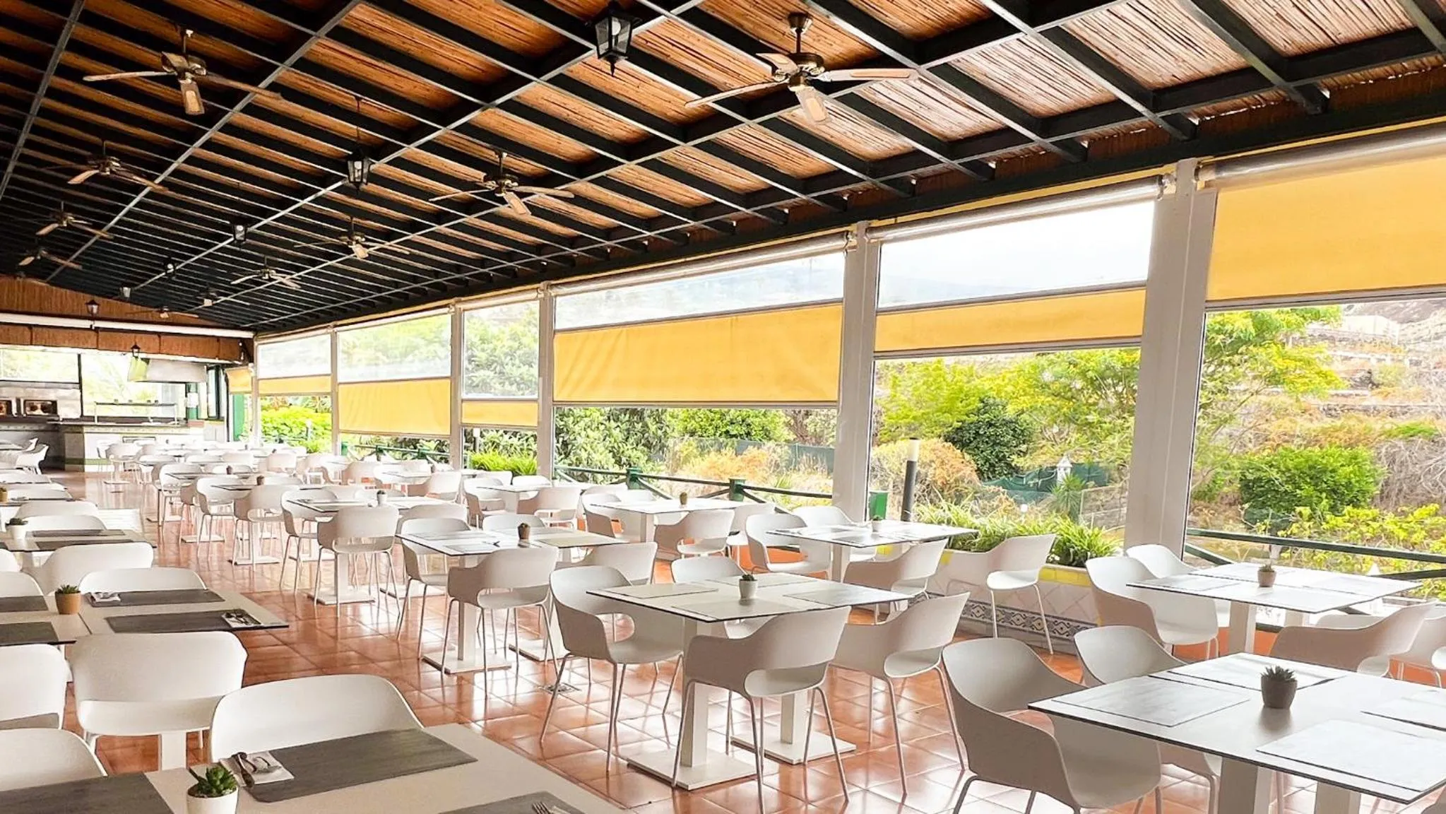 Restaurant/places to eat in BLUESEA Costa Jardin & Spa