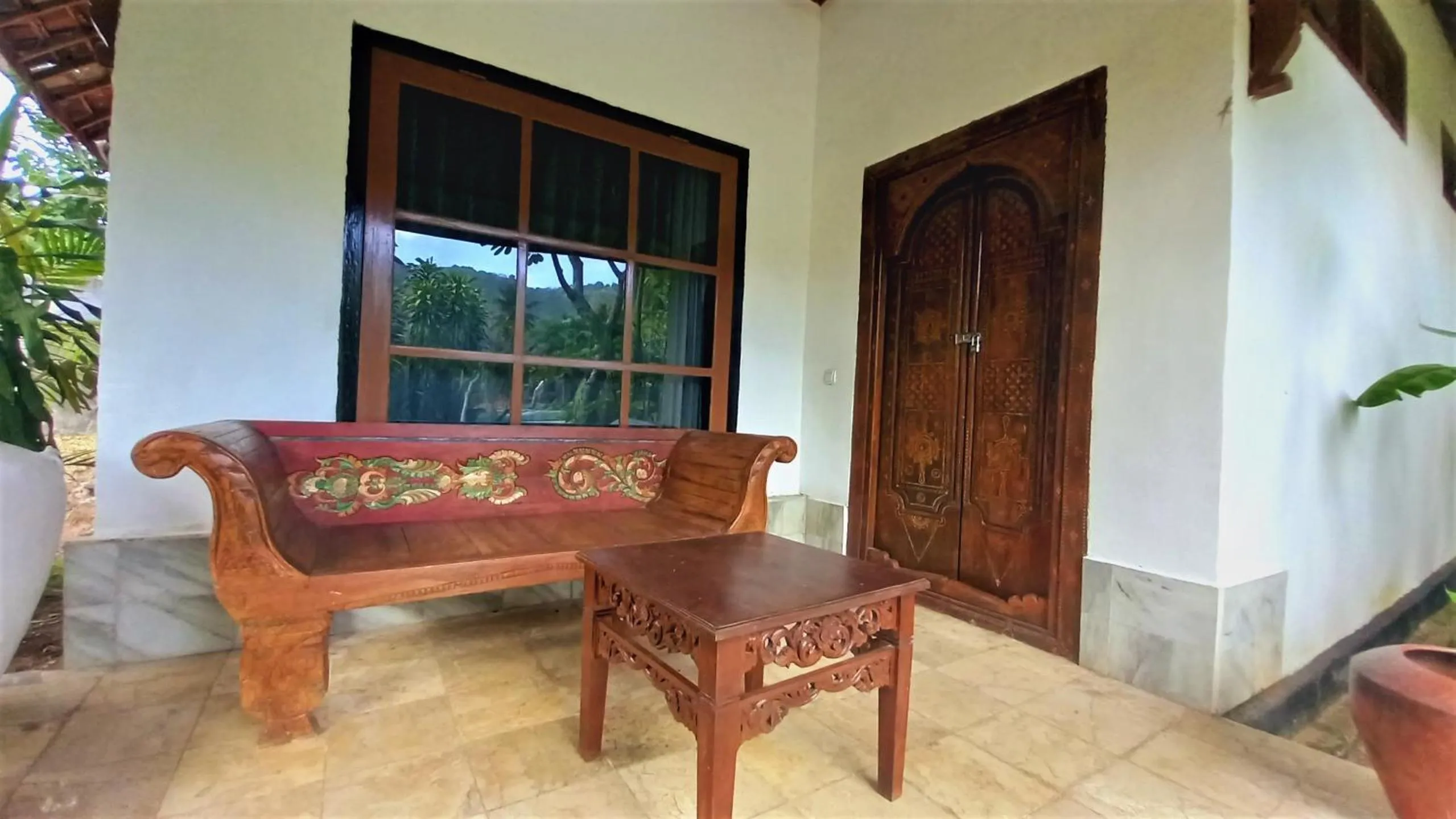 Balcony/Terrace in Matahari Inn Kuta Lombok