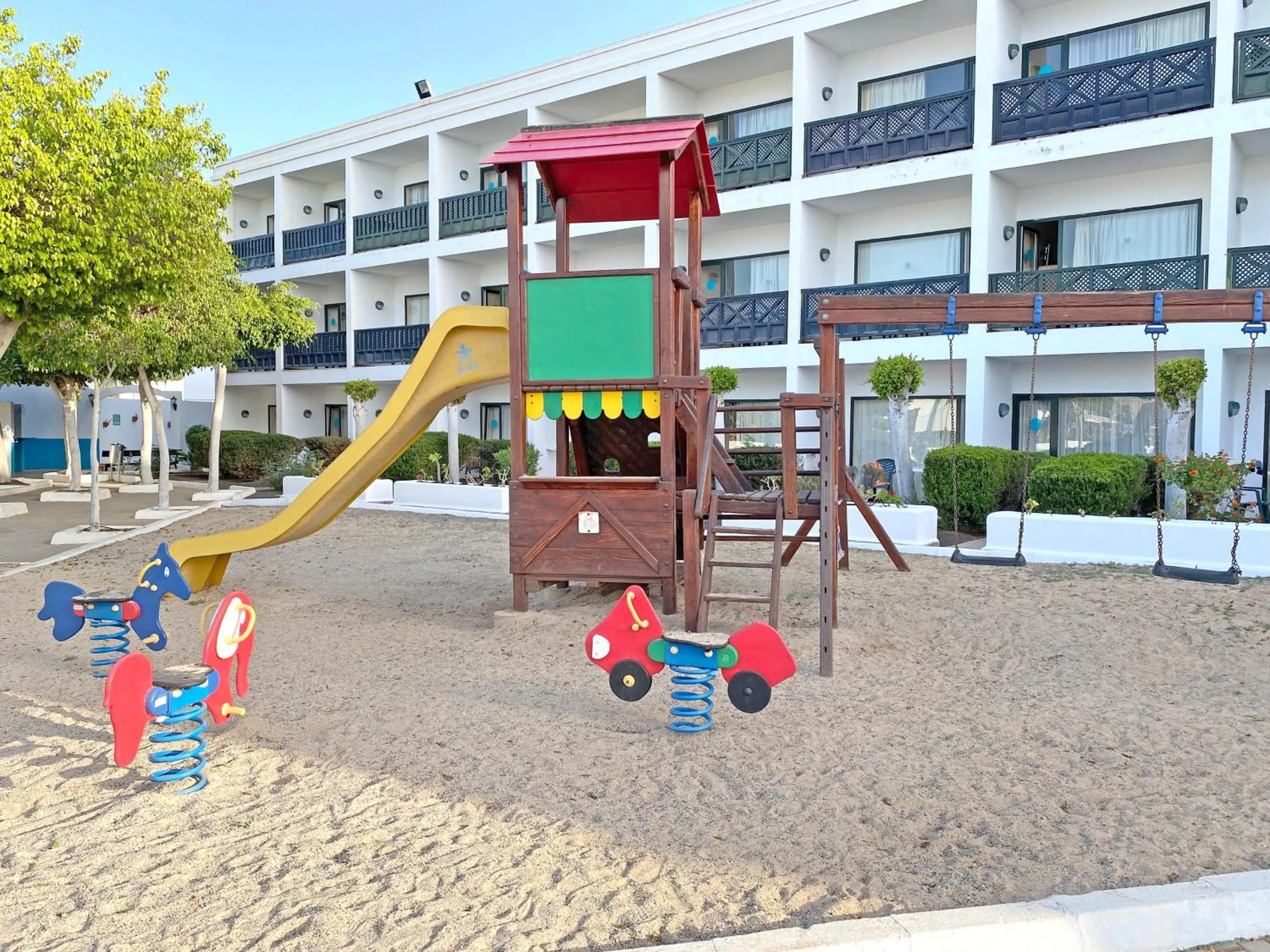 children in BLUESEA Costa Bastian