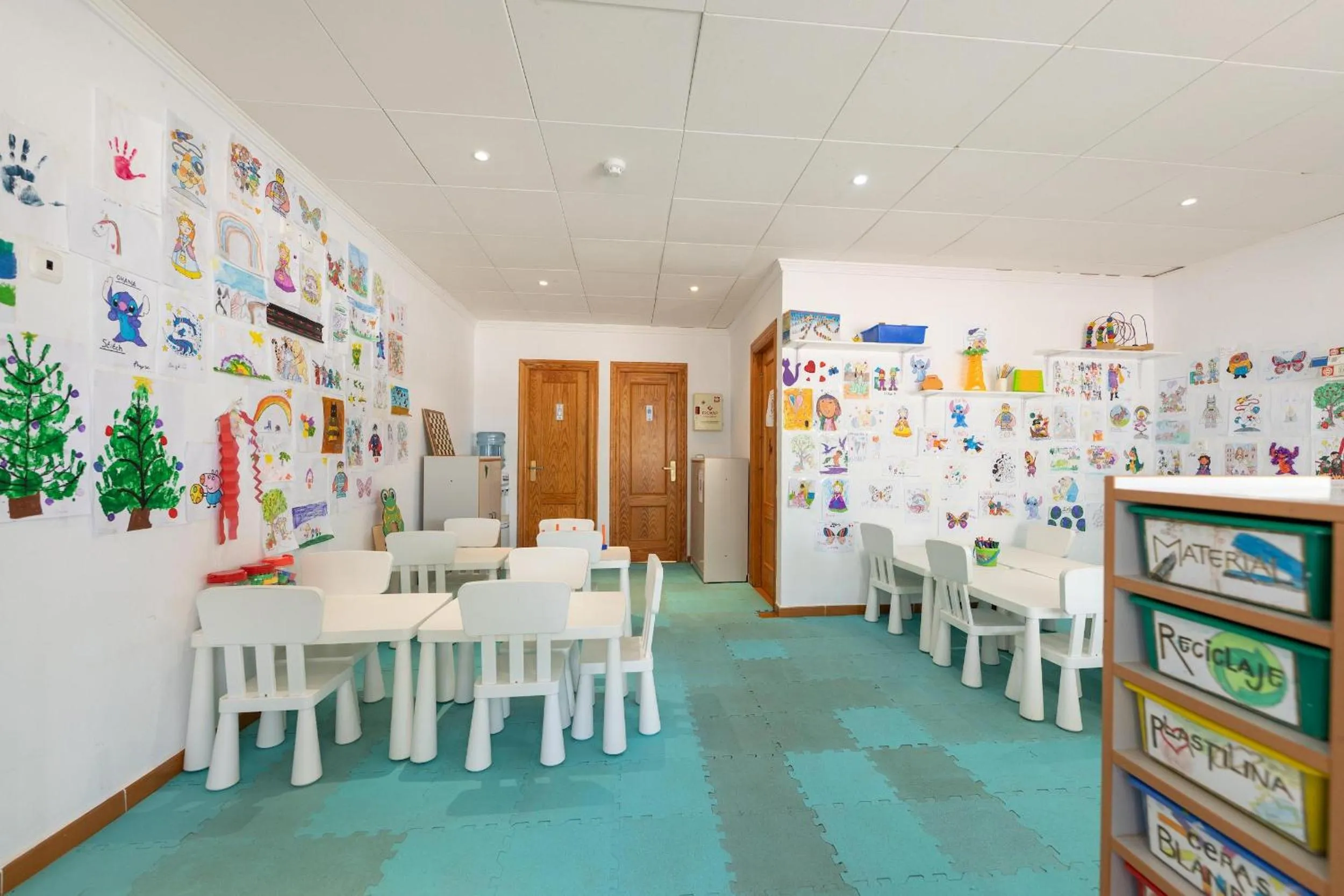 children in BLUESEA Costa Bastian