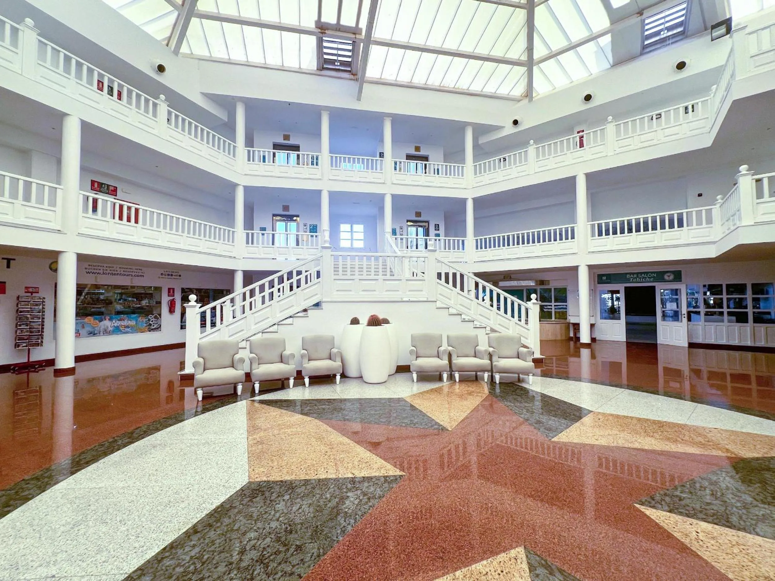 Lobby or reception in BLUESEA Costa Bastian