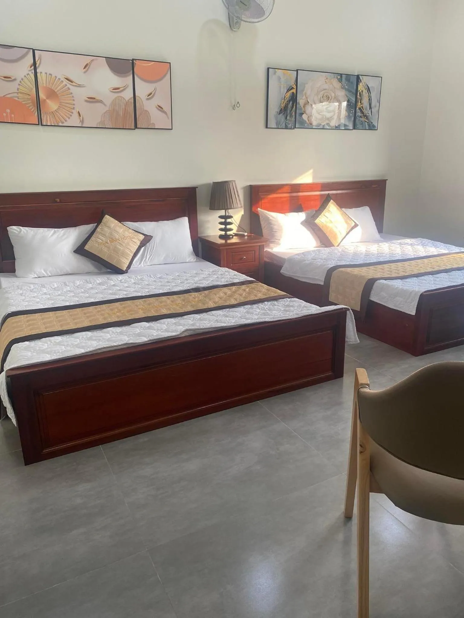 Bed in Hotel Hòa Bình