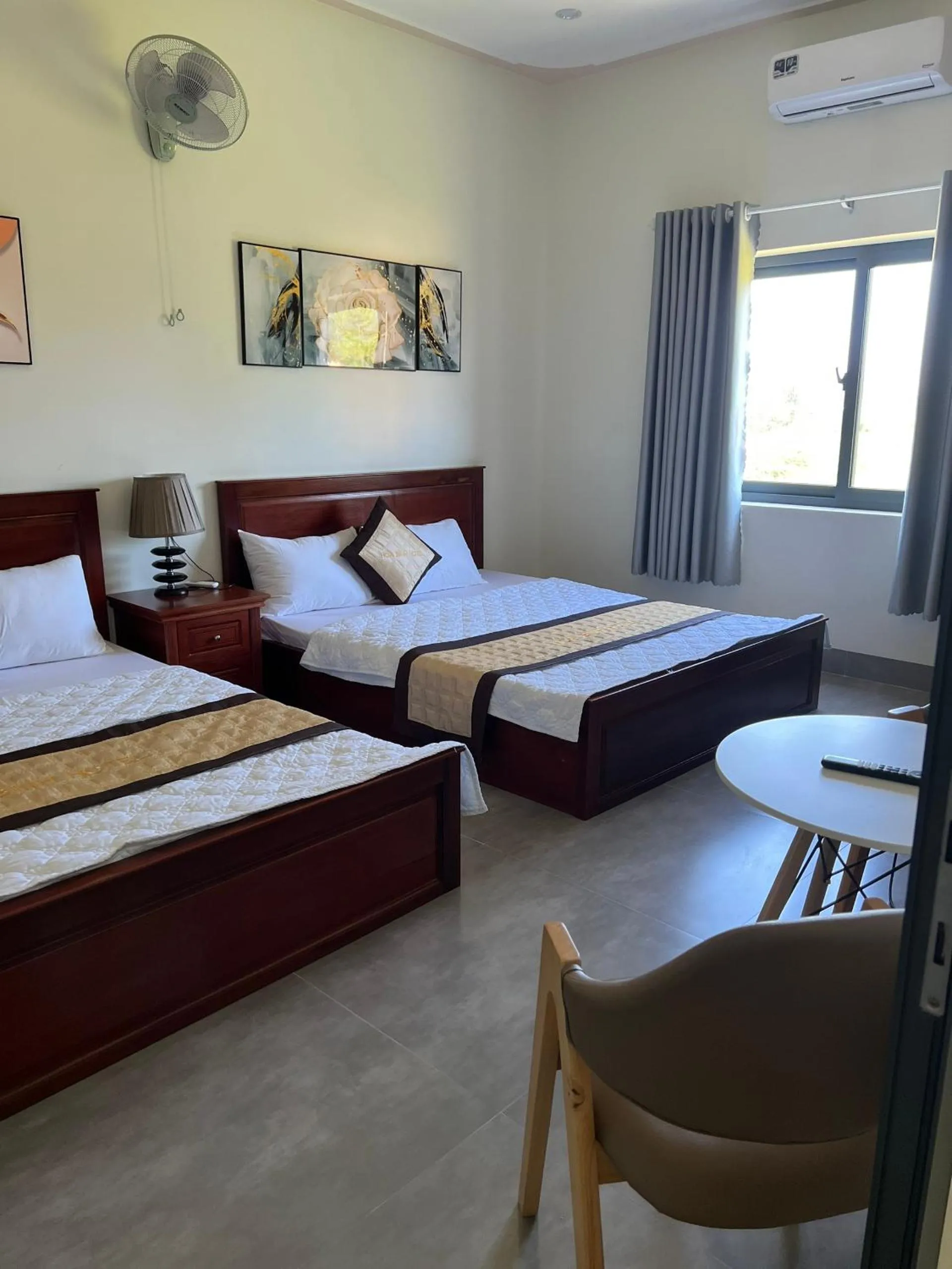 Bed in Hotel Hòa Bình