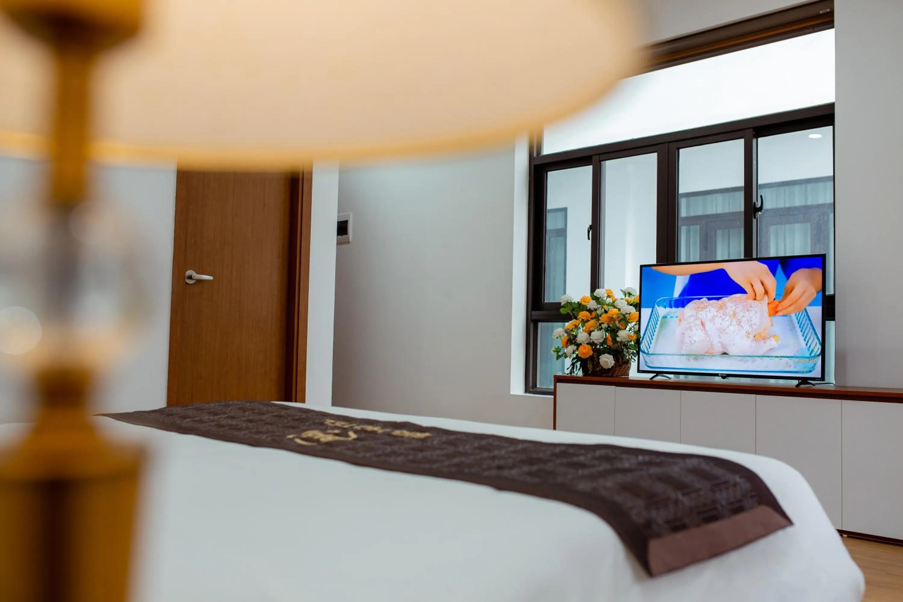 Bed in Big Hotel Lào Cai