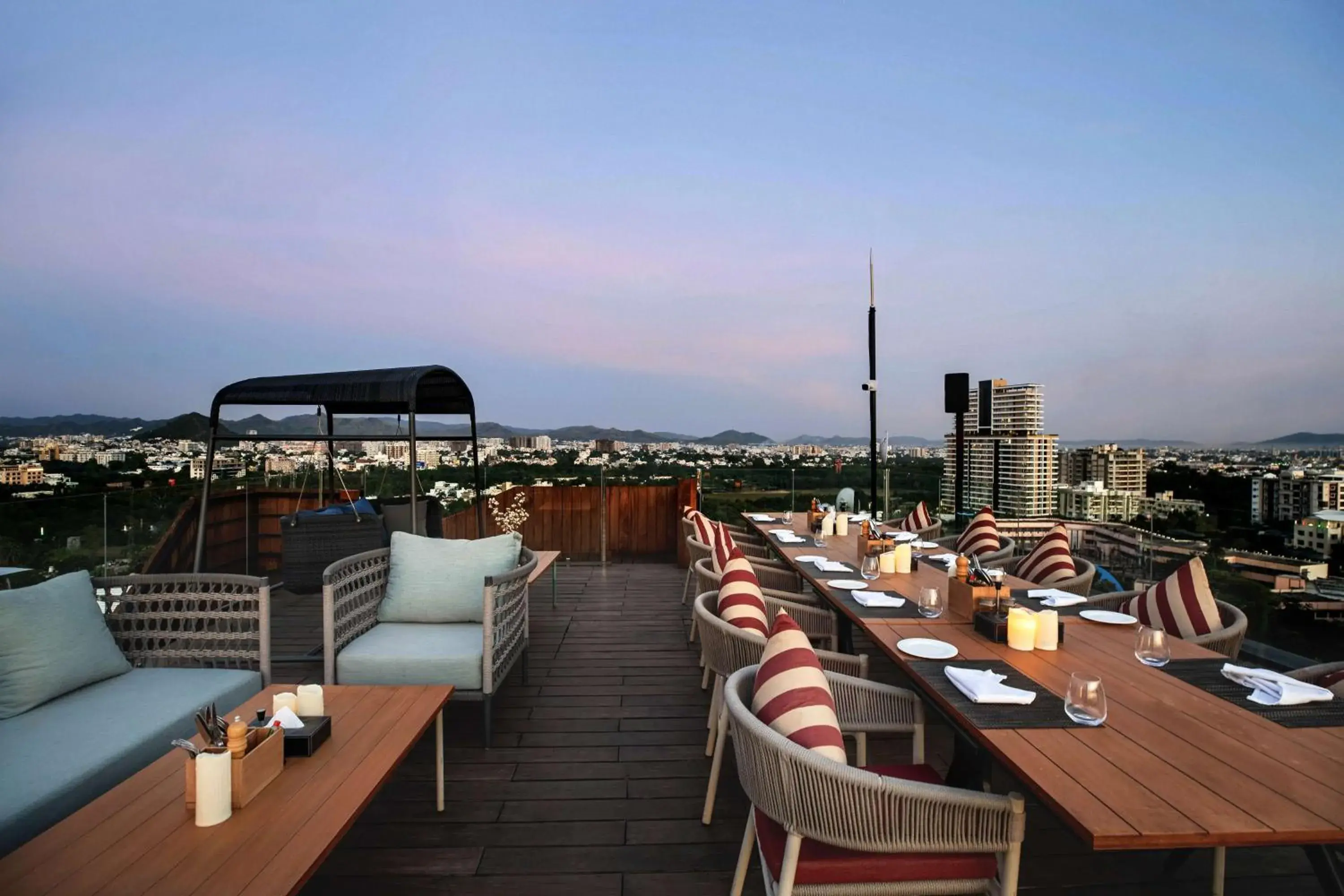 Lounge or bar in Parallel Hotel Udaipur, a member of Radisson Individuals Lounge or bar in Parallel Hotel Udaipur, a member of Radisson Individuals