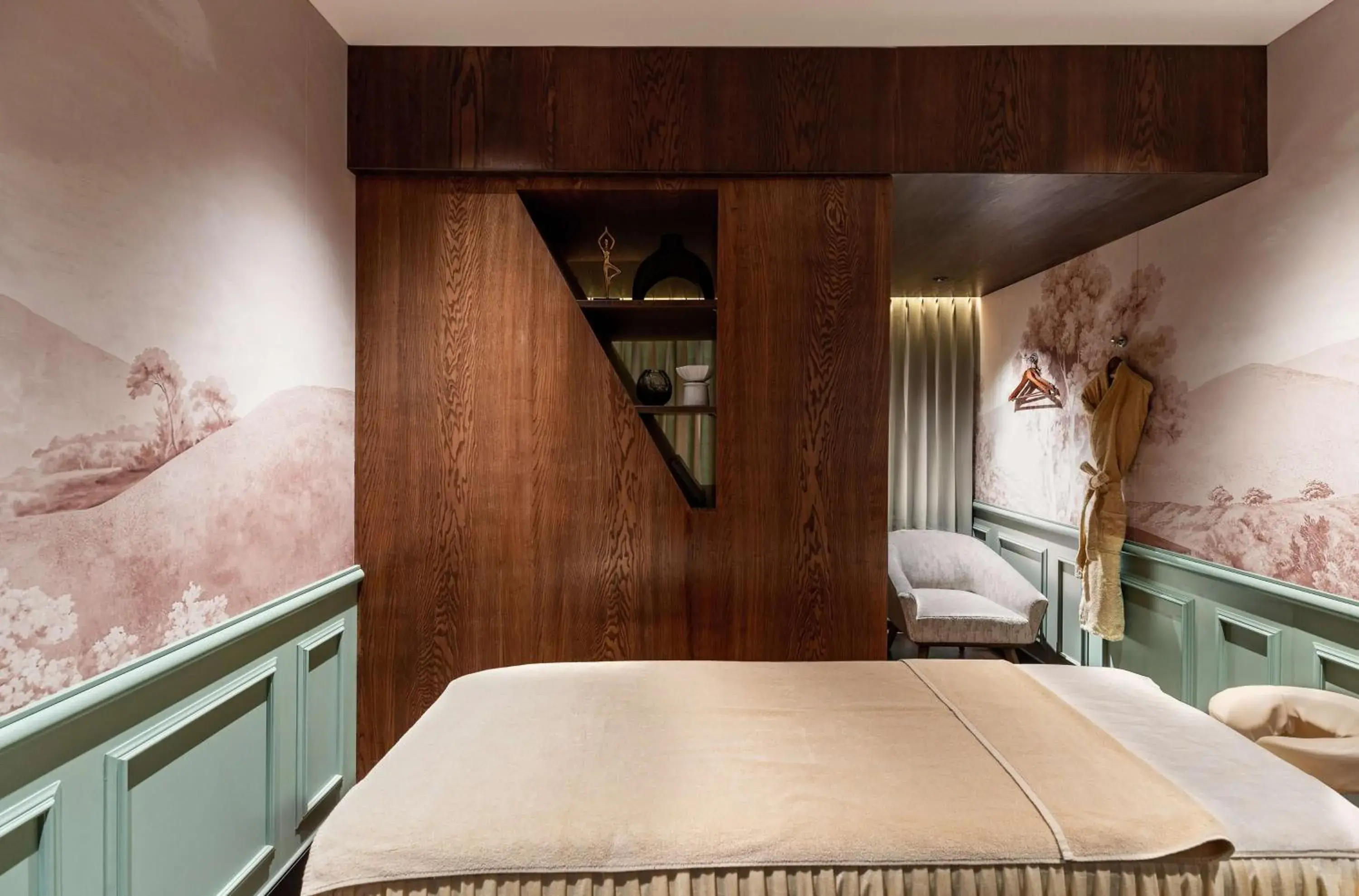 Spa and wellness centre/facilities, Bed in Parallel Hotel Udaipur, a member of Radisson Individuals Spa and wellness centre/facilities, Bed in Parallel Hotel Udaipur, a member of Radisson Individuals