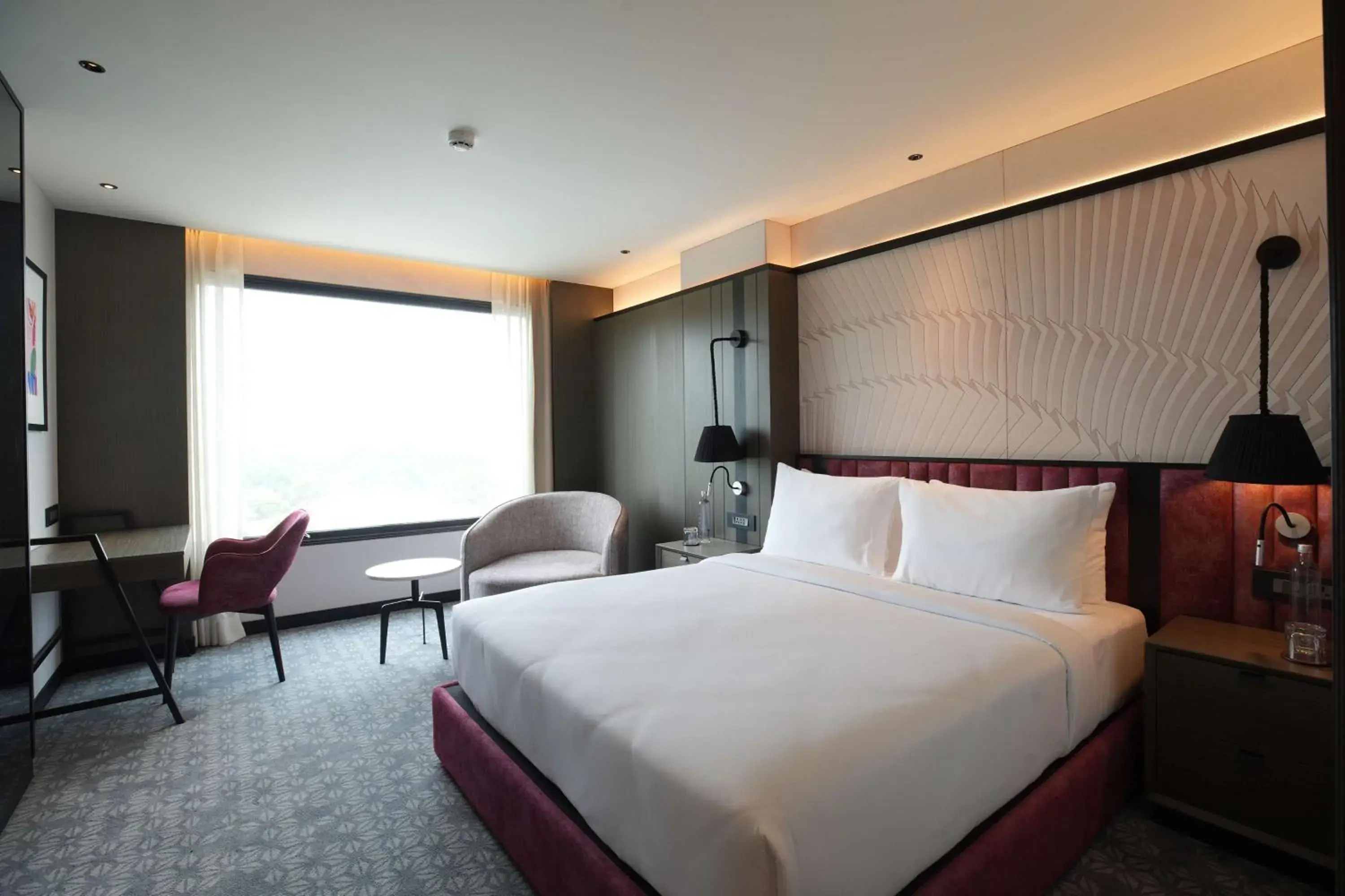 Bedroom, Bed in Parallel Hotel Udaipur, a member of Radisson Individuals Bedroom, Bed in Parallel Hotel Udaipur, a member of Radisson Individuals