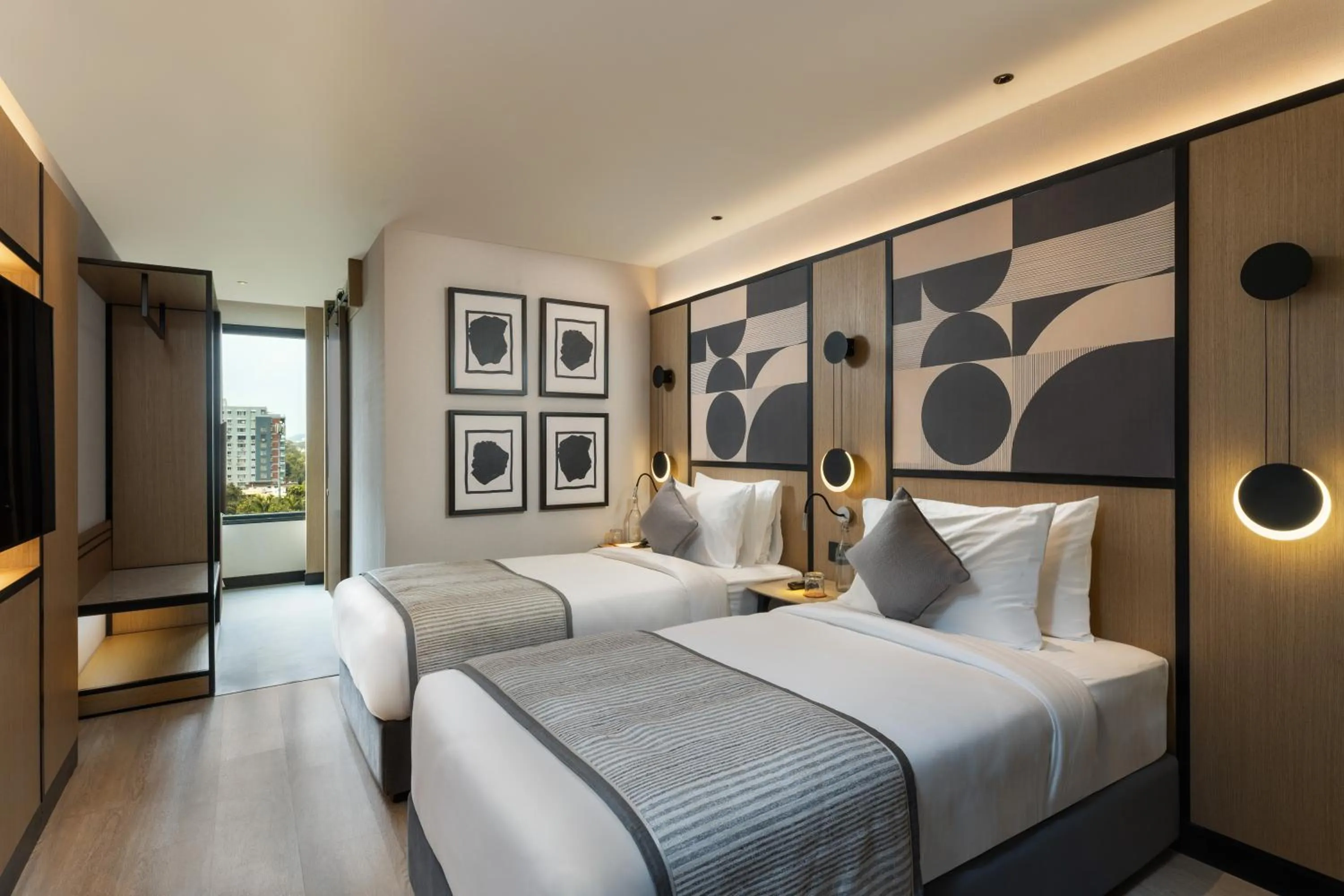 Bedroom, Bed in Parallel Hotel Udaipur, a member of Radisson Individuals