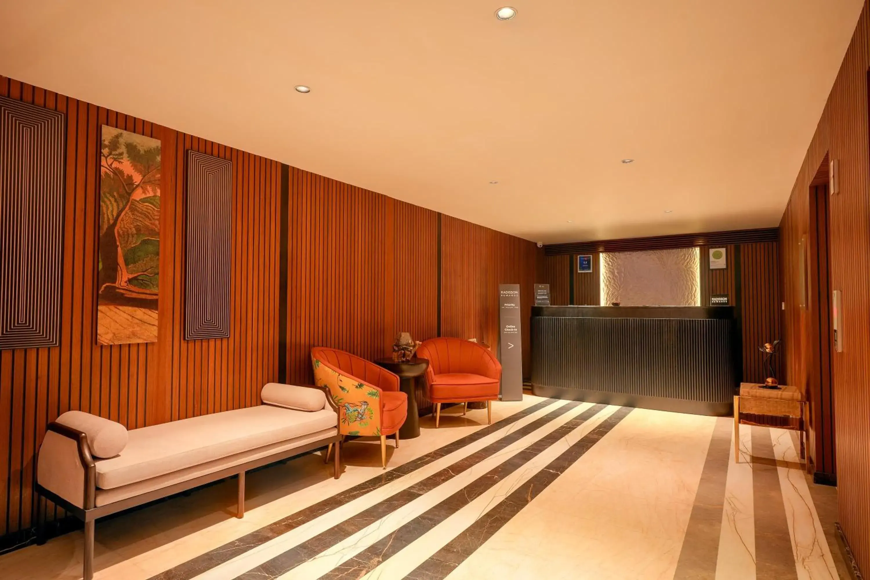 Lobby or reception in Parallel Hotel Udaipur, a member of Radisson Individuals Lobby or reception in Parallel Hotel Udaipur, a member of Radisson Individuals