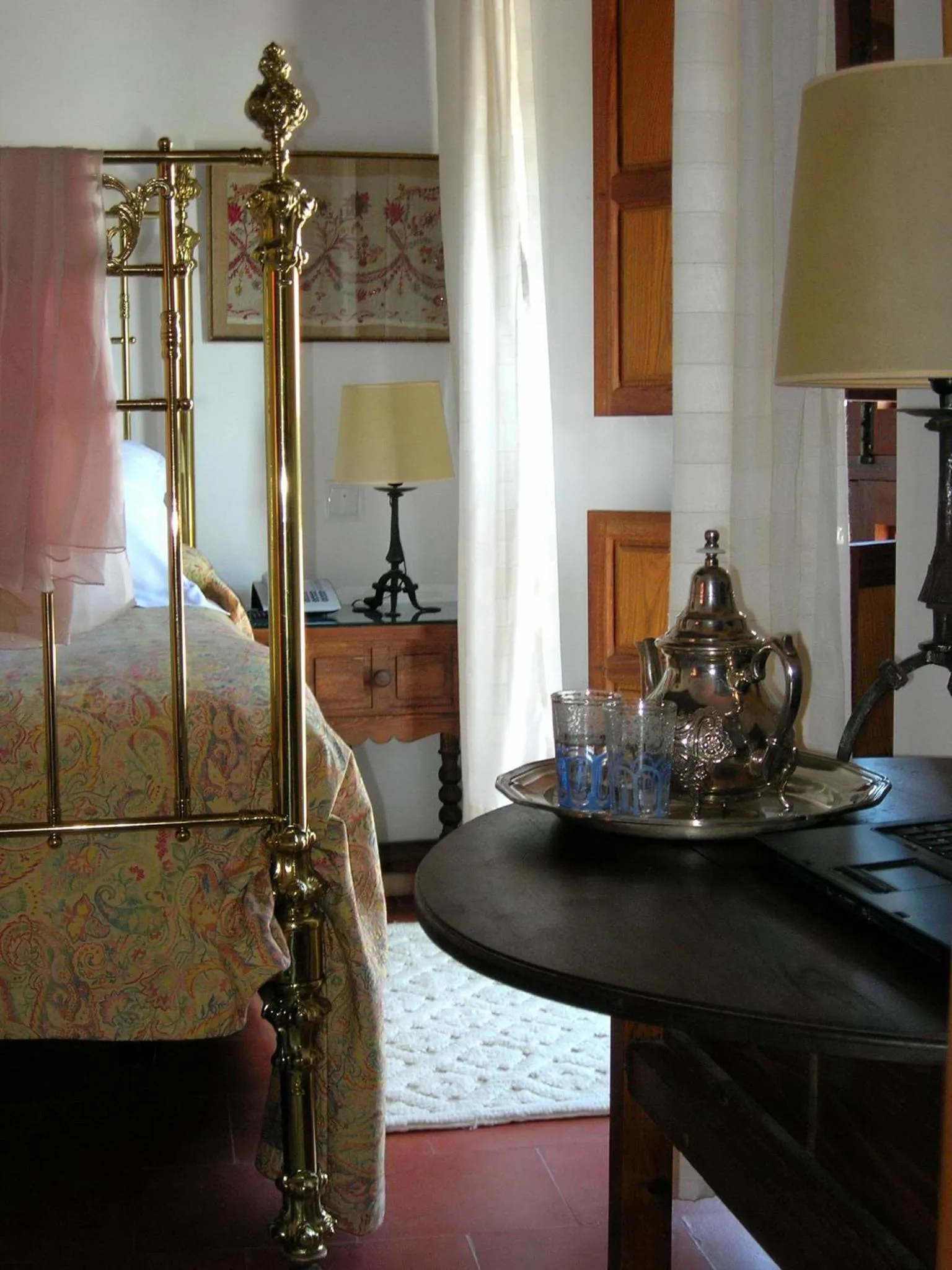 Decorative detail, Bed in Hotel Santa Isabel La Real