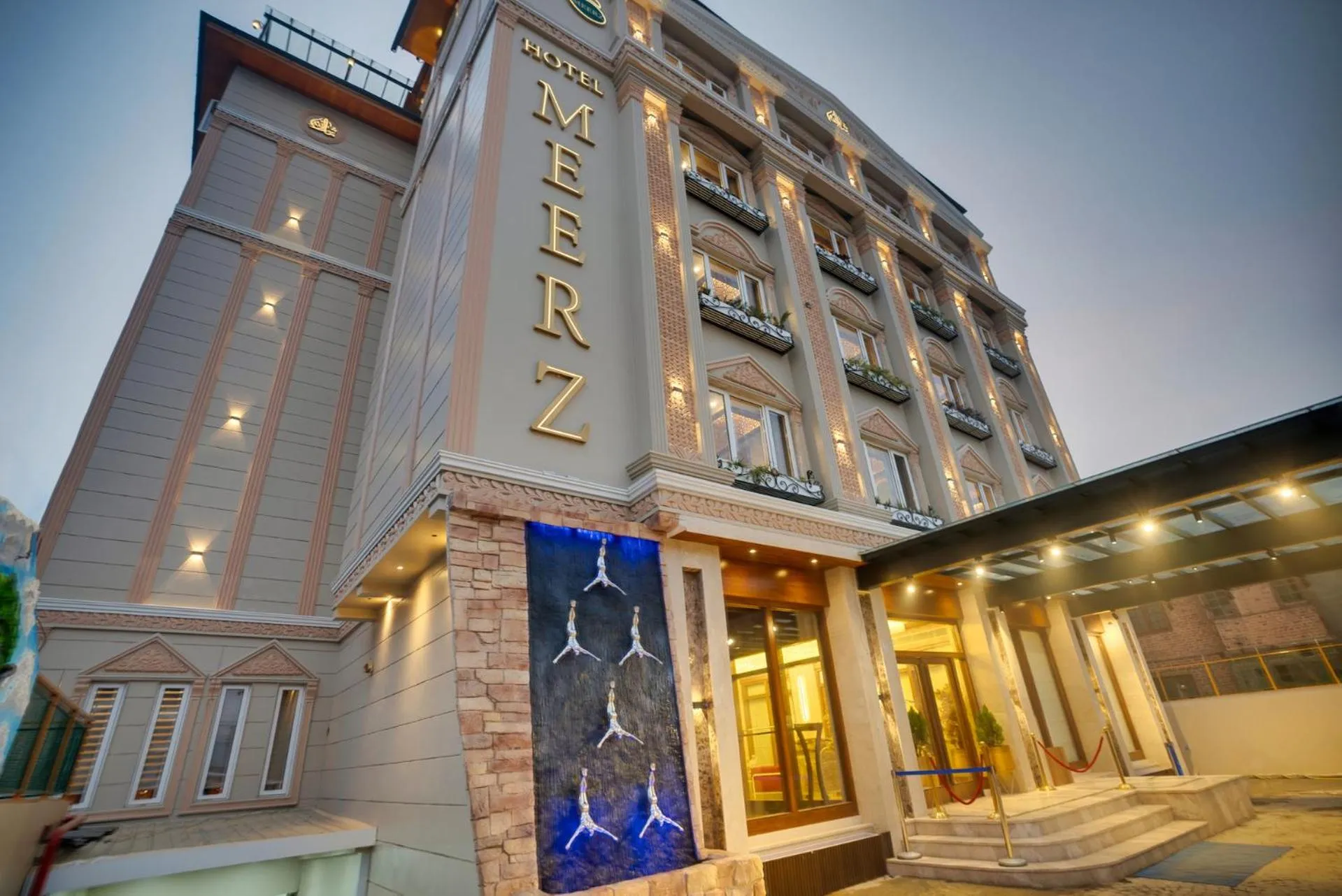 Property building in Hotel Meerz