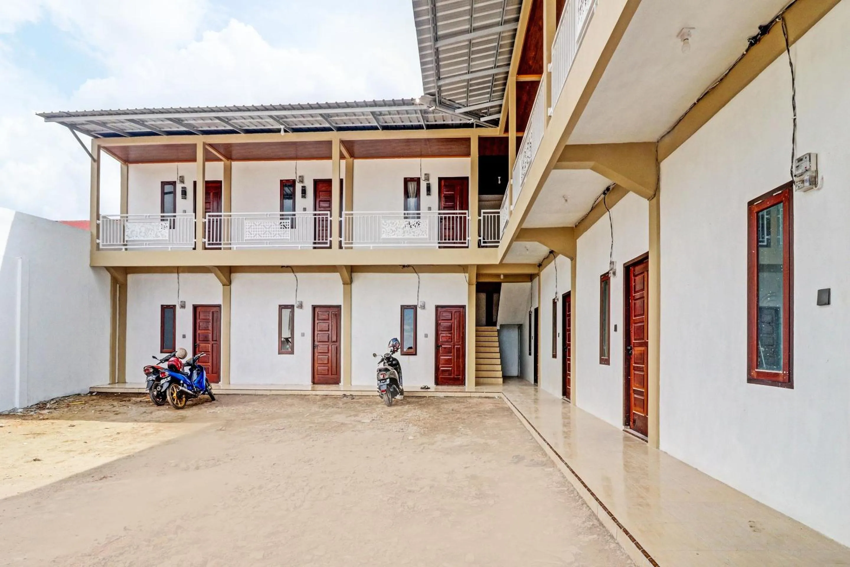 Facade/entrance in Hotel O Gala Residence