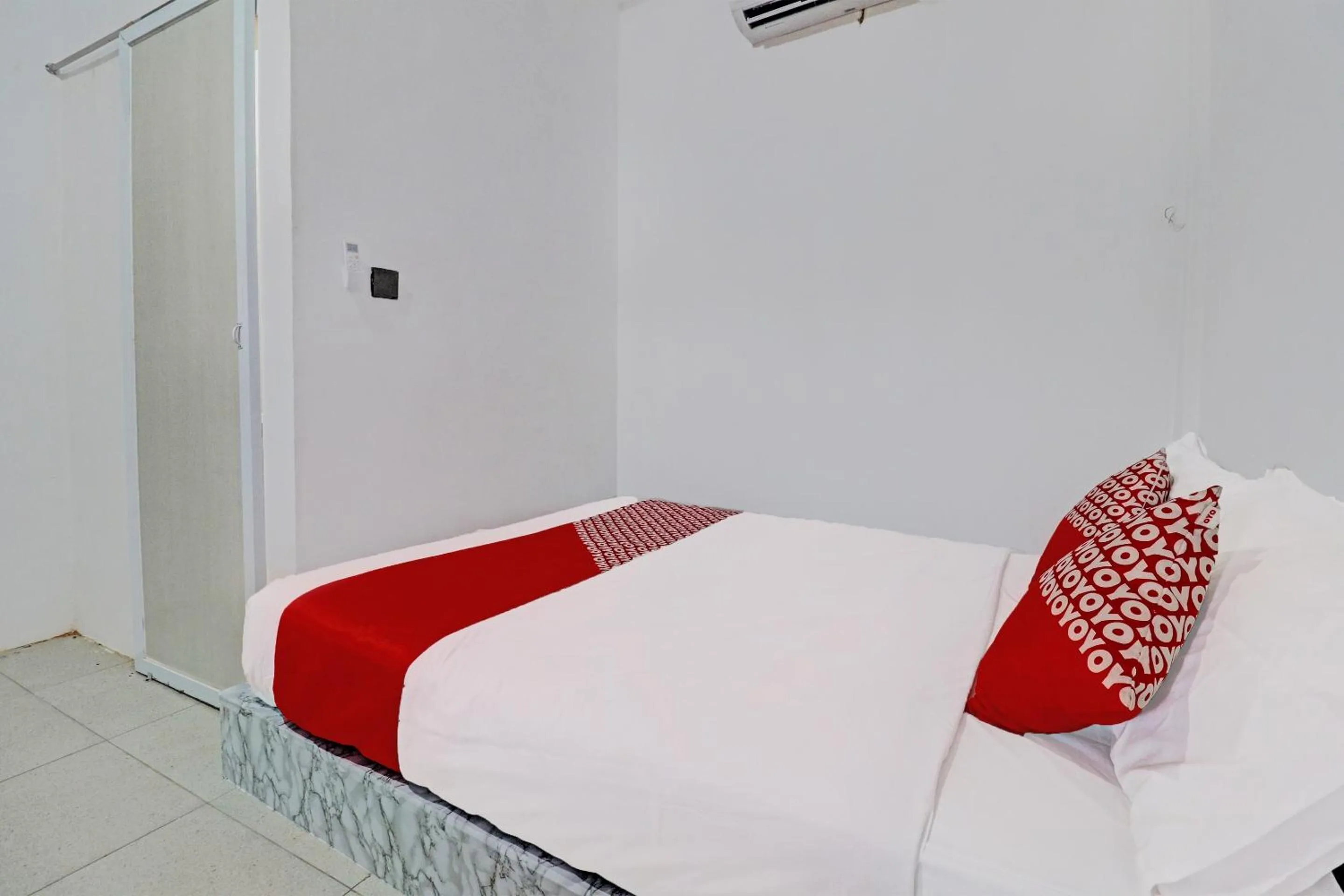 Bedroom, Bed in Hotel O Gala Residence