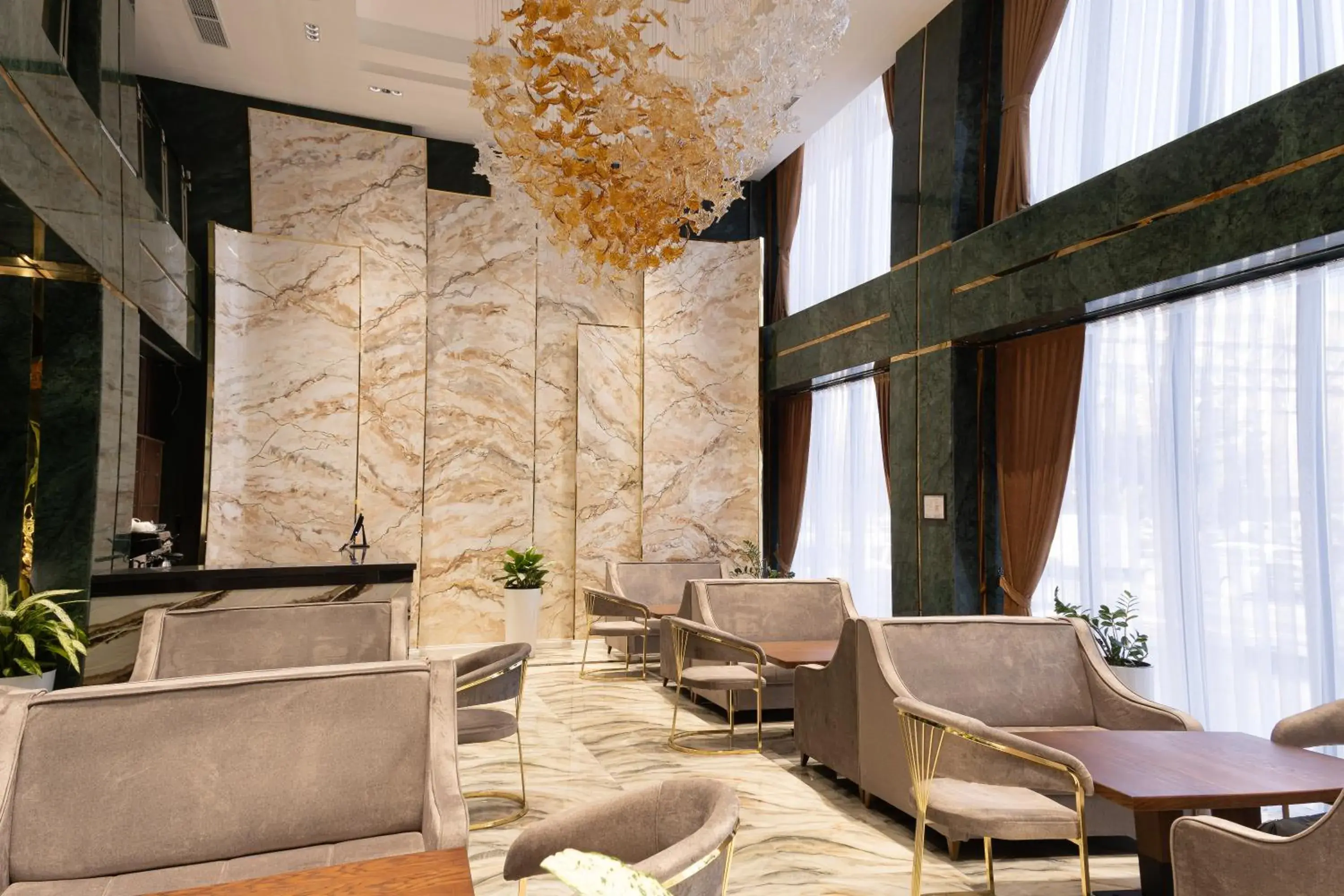 Lounge or bar in Mir Luxe Plaza Lounge or bar in Mir Luxe Plaza